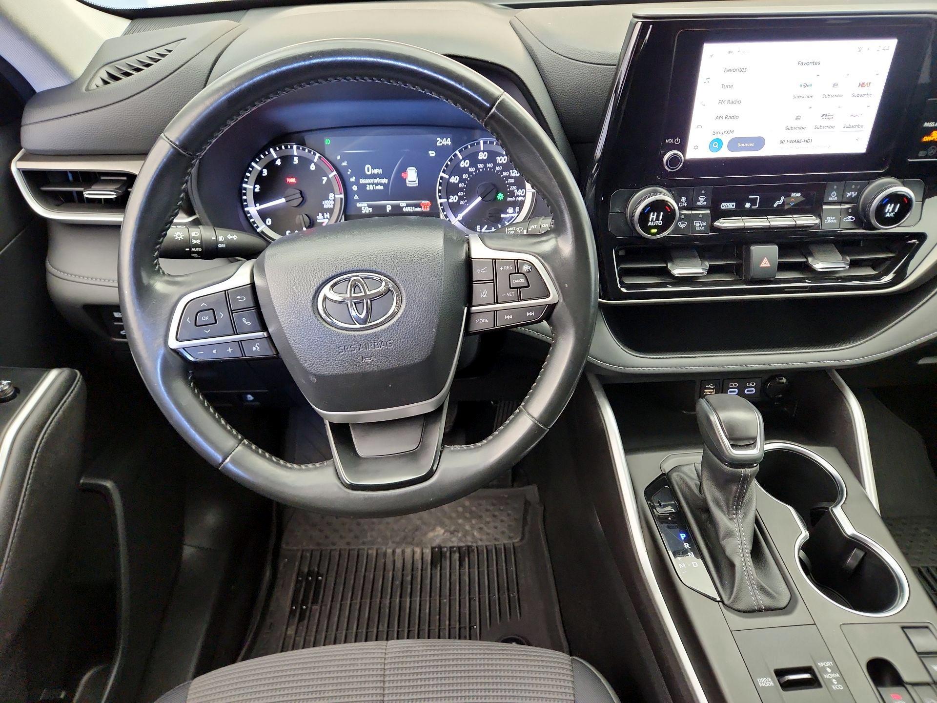 Thumbnail: 2024 Toyota Highlander - 10