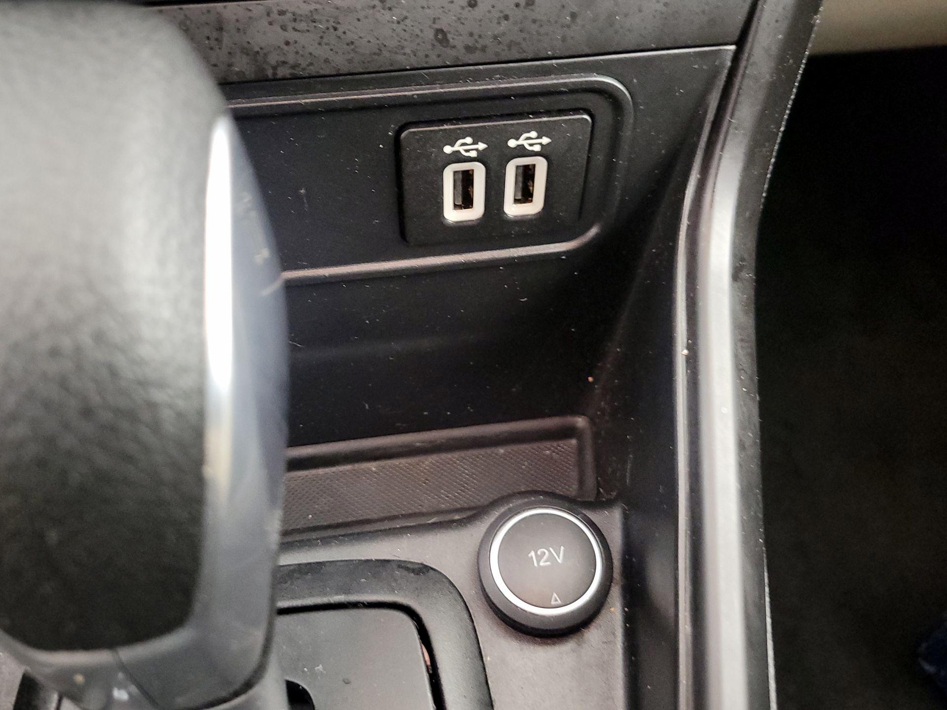 Thumbnail: 2021 Ford EcoSport - 18