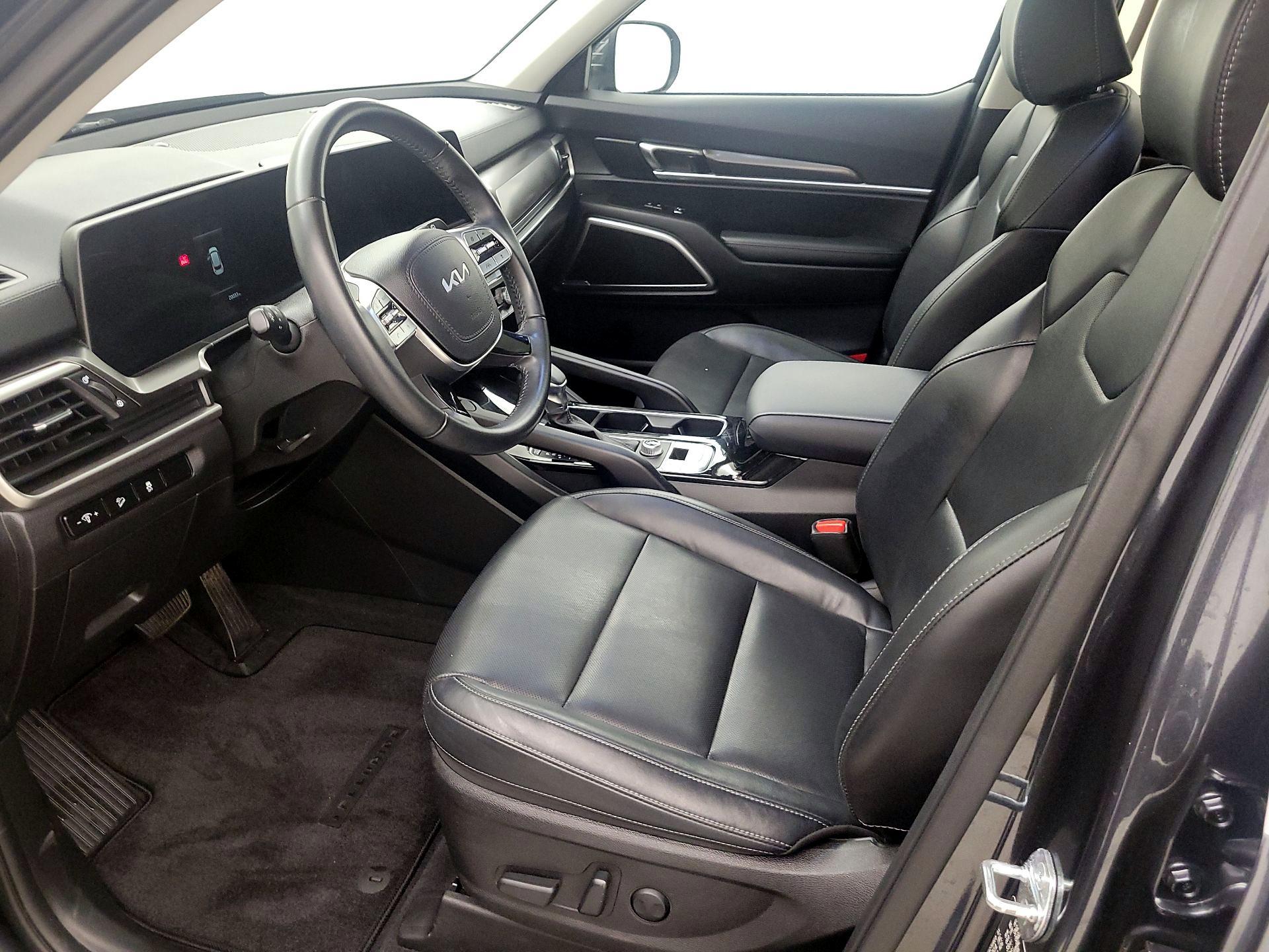 Thumbnail: 2023 Kia Telluride - 11