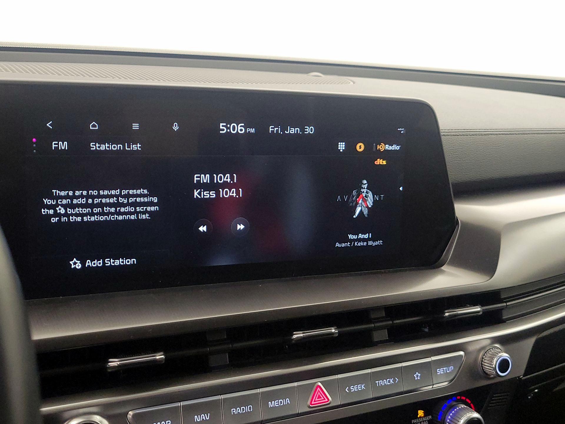 Thumbnail: 2023 Kia Telluride - 16