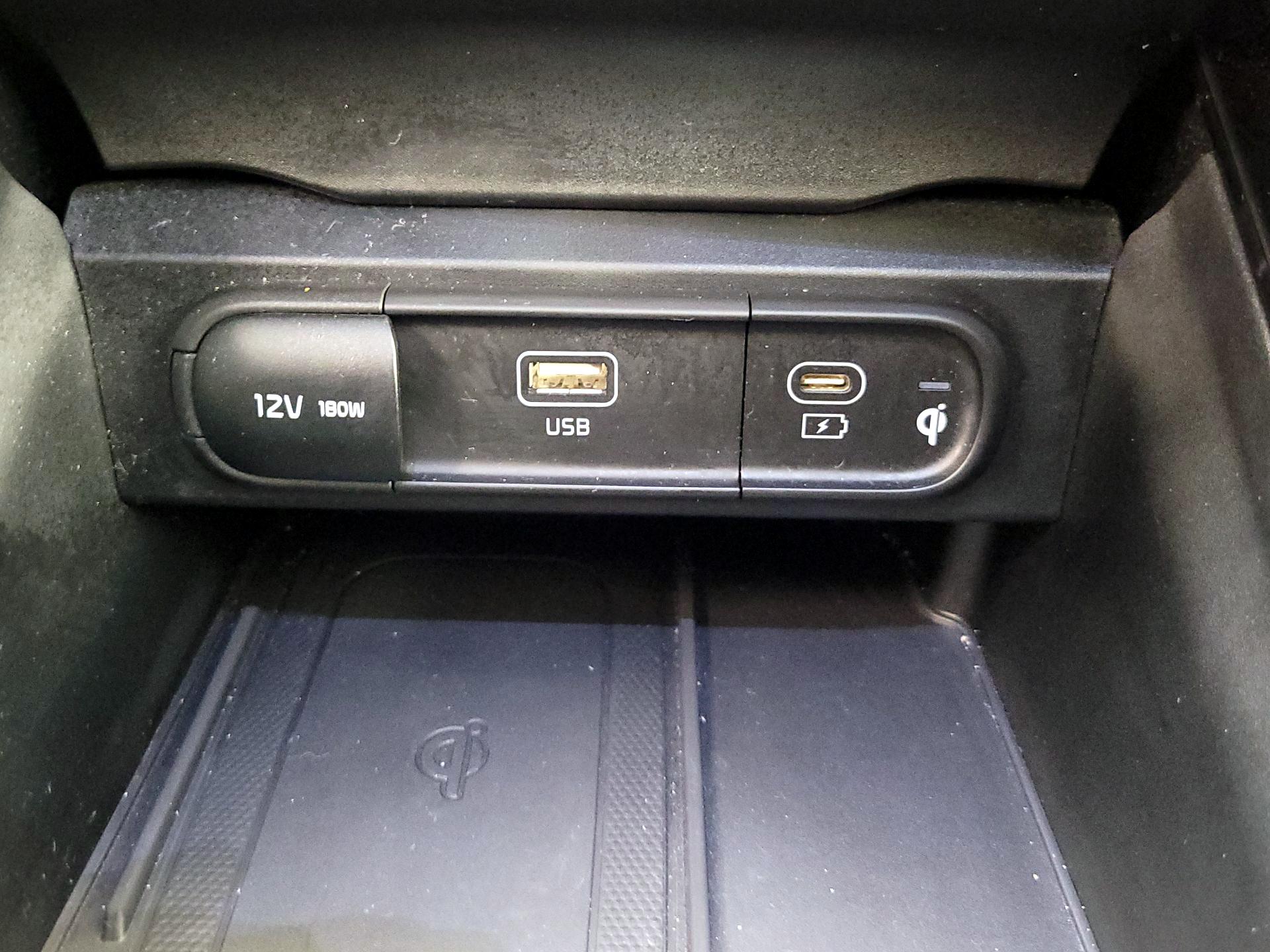 Thumbnail: 2023 Kia Telluride - 19