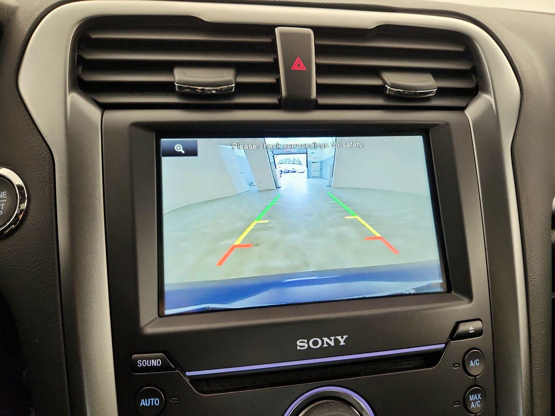 Thumbnail: 2016 Ford Fusion - 14