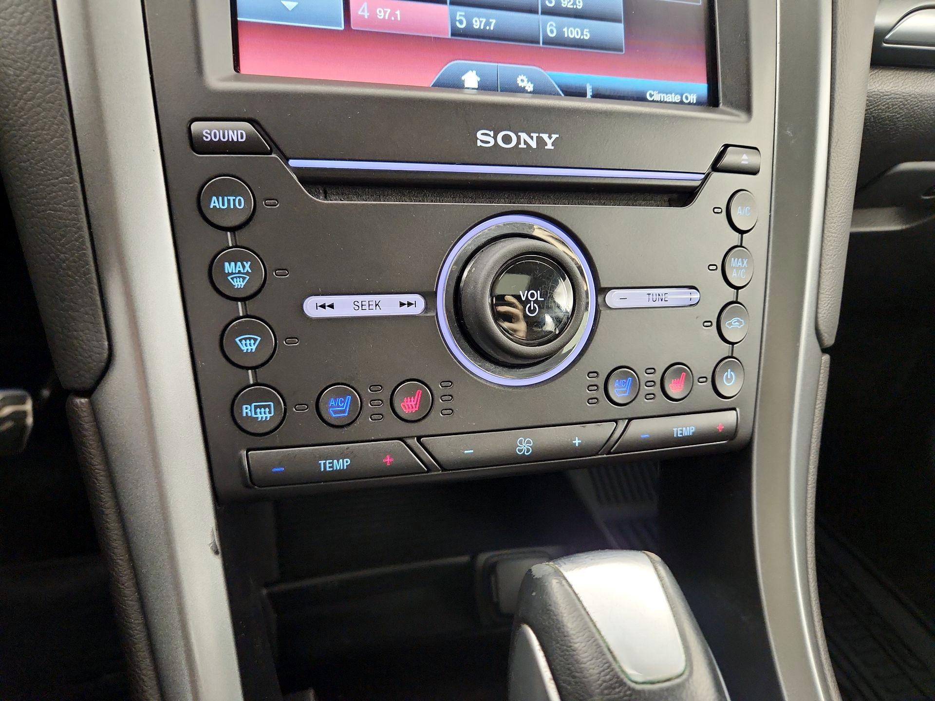 Thumbnail: 2016 Ford Fusion - 16