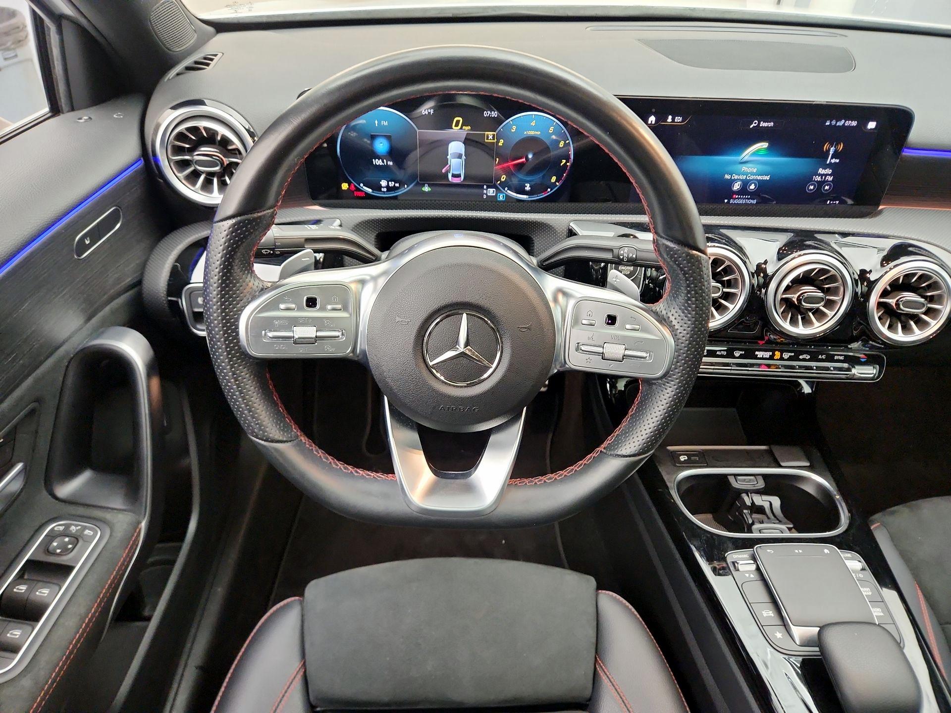 Thumbnail: 2022 Mercedes-Benz A-Class - 10