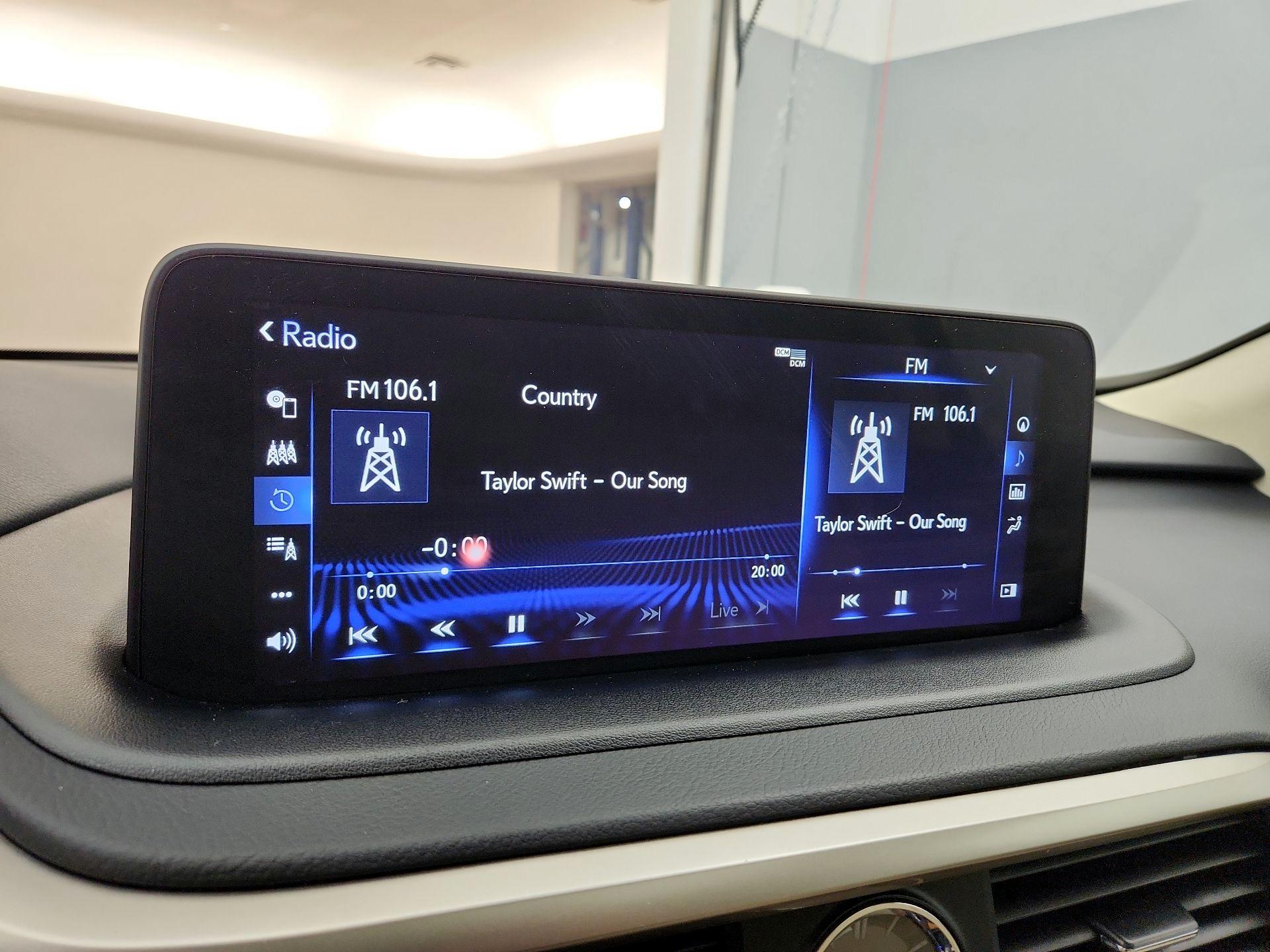 Thumbnail: 2022 Lexus RX - 16