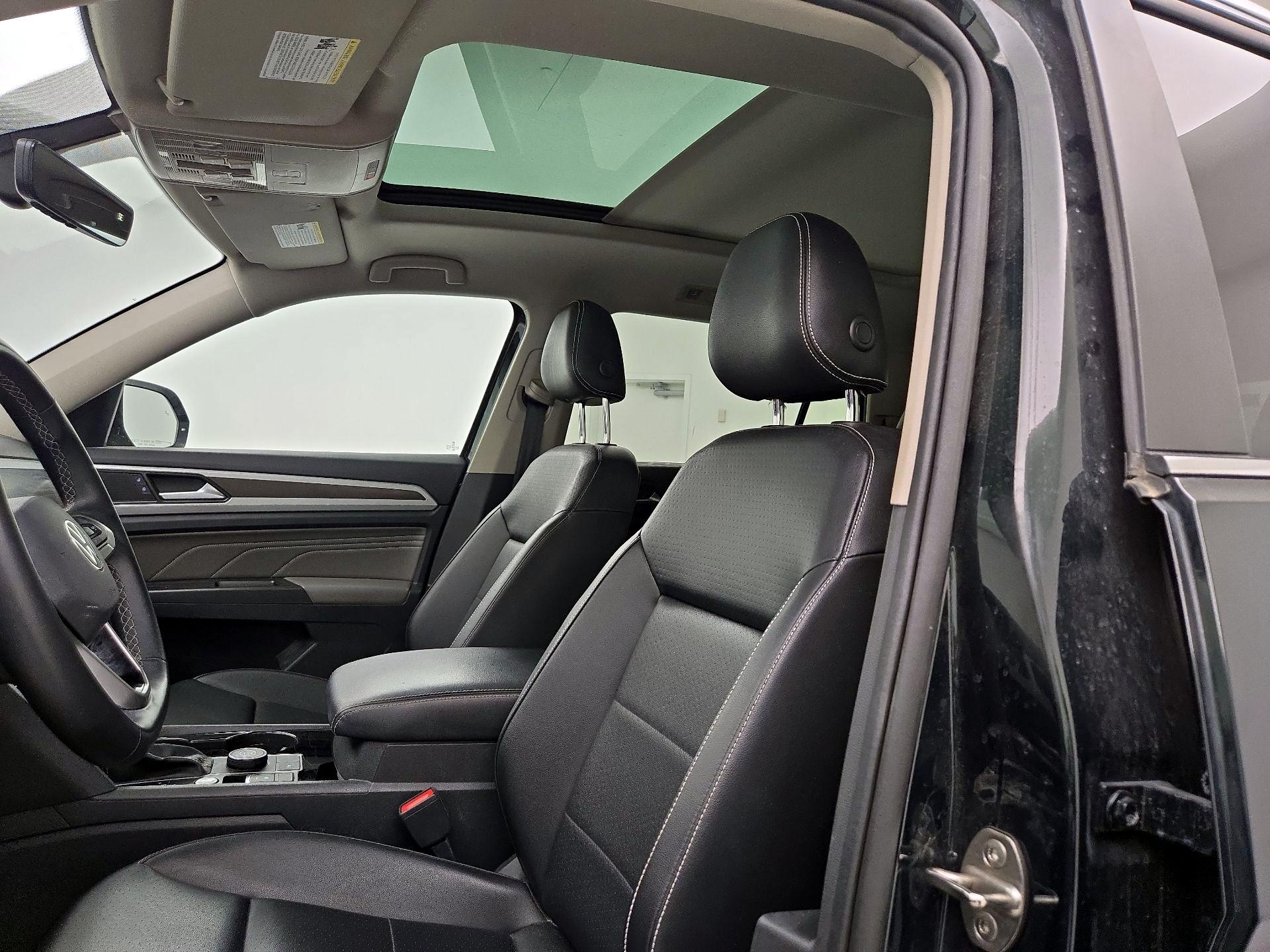 Thumbnail: 2022 Volkswagen Atlas - 19