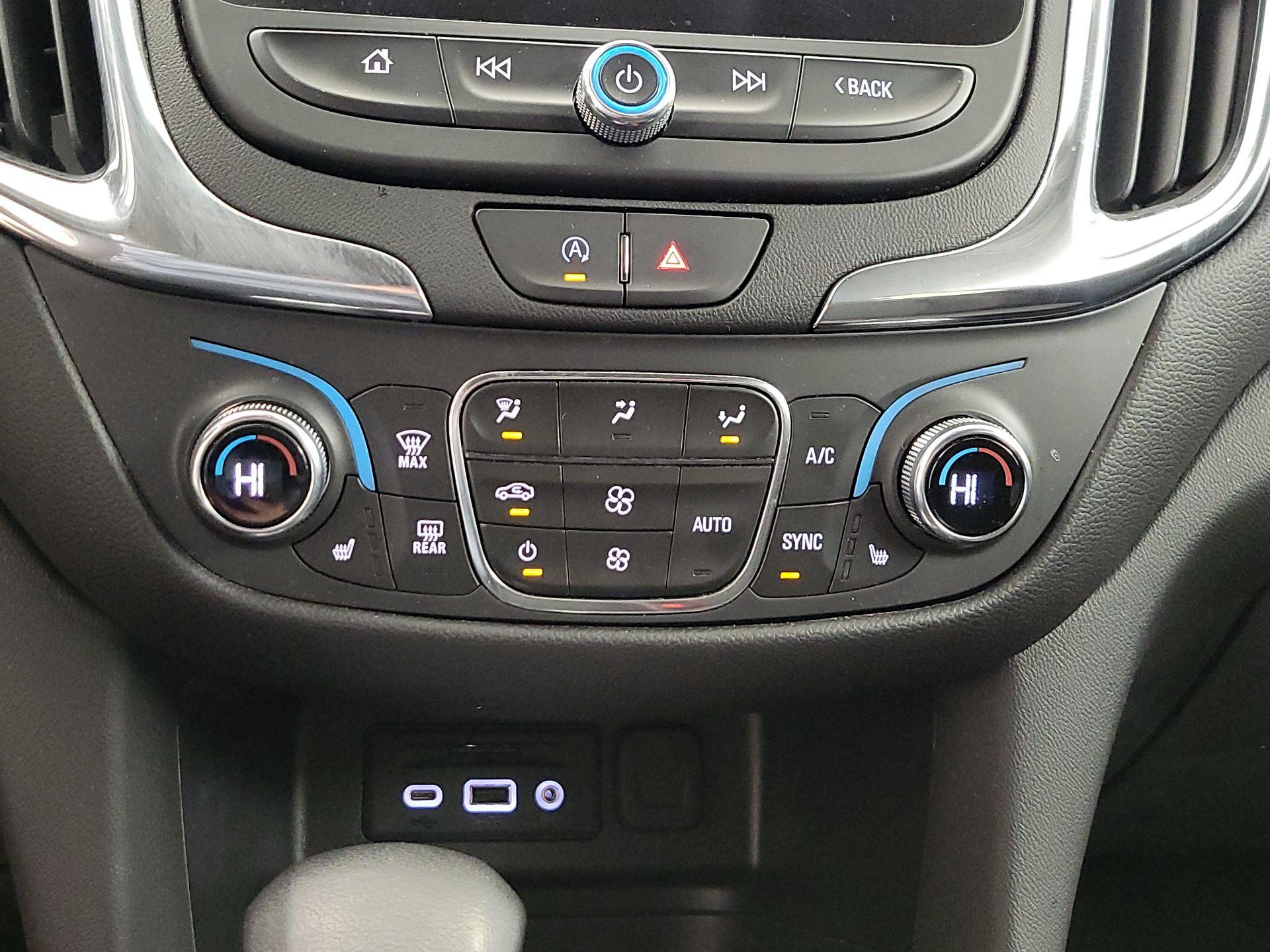 Thumbnail: 2022 Chevrolet Equinox - 17