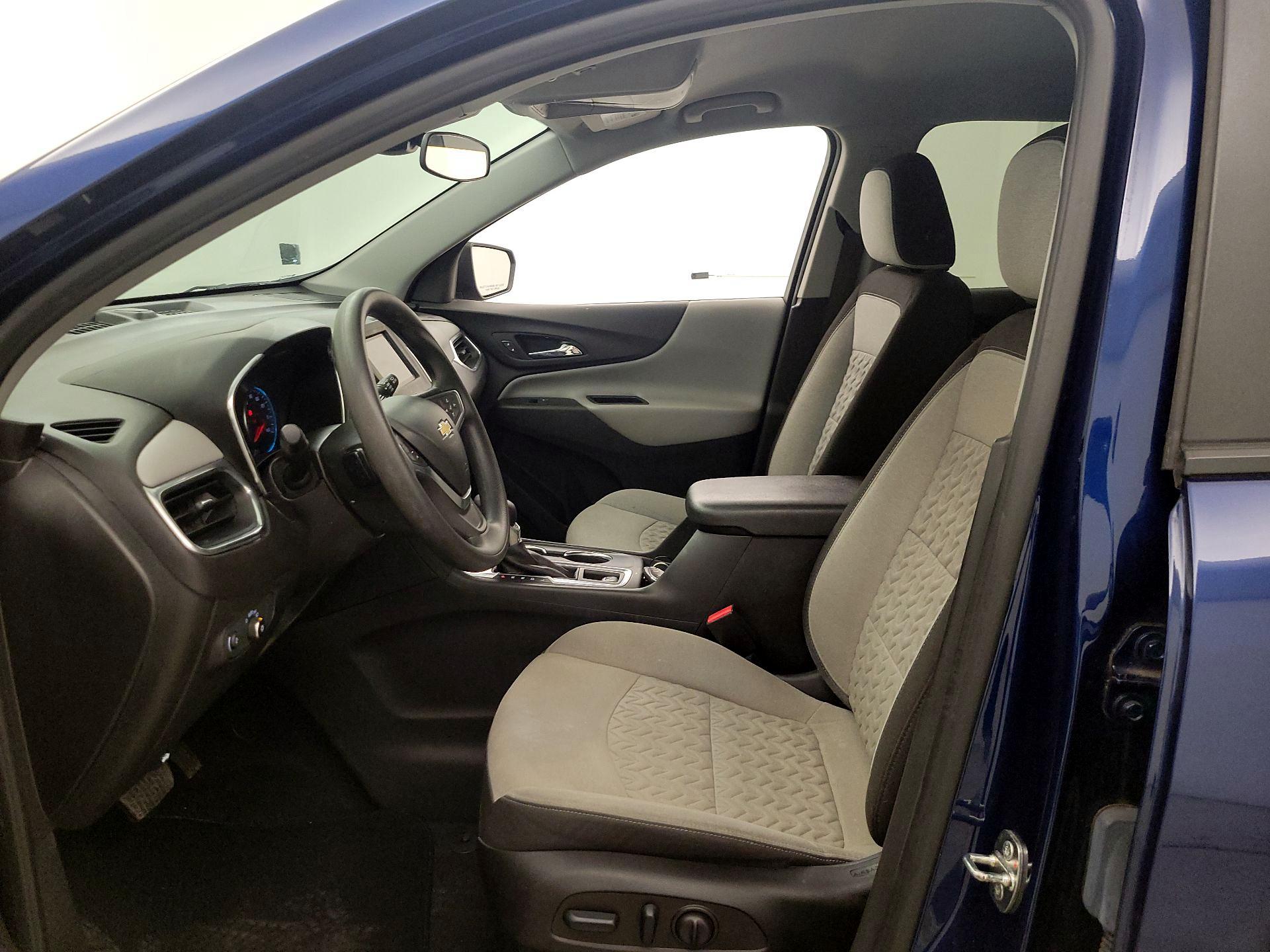 Thumbnail: 2022 Chevrolet Equinox - 11