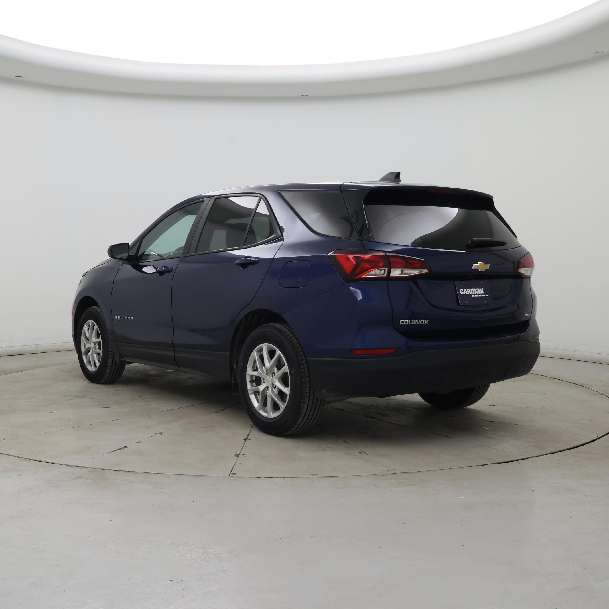 Thumbnail: 2022 Chevrolet Equinox - 2