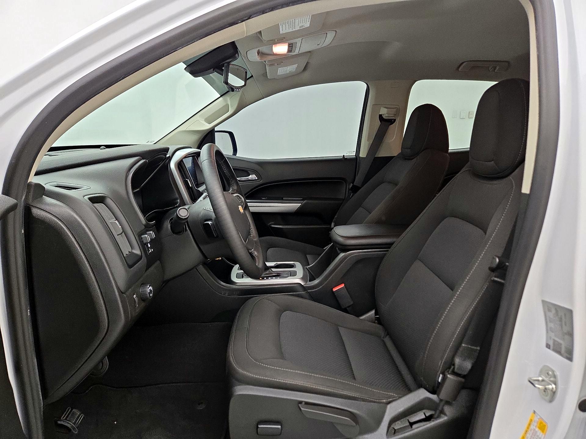 Thumbnail: 2022 Chevrolet Colorado - 11