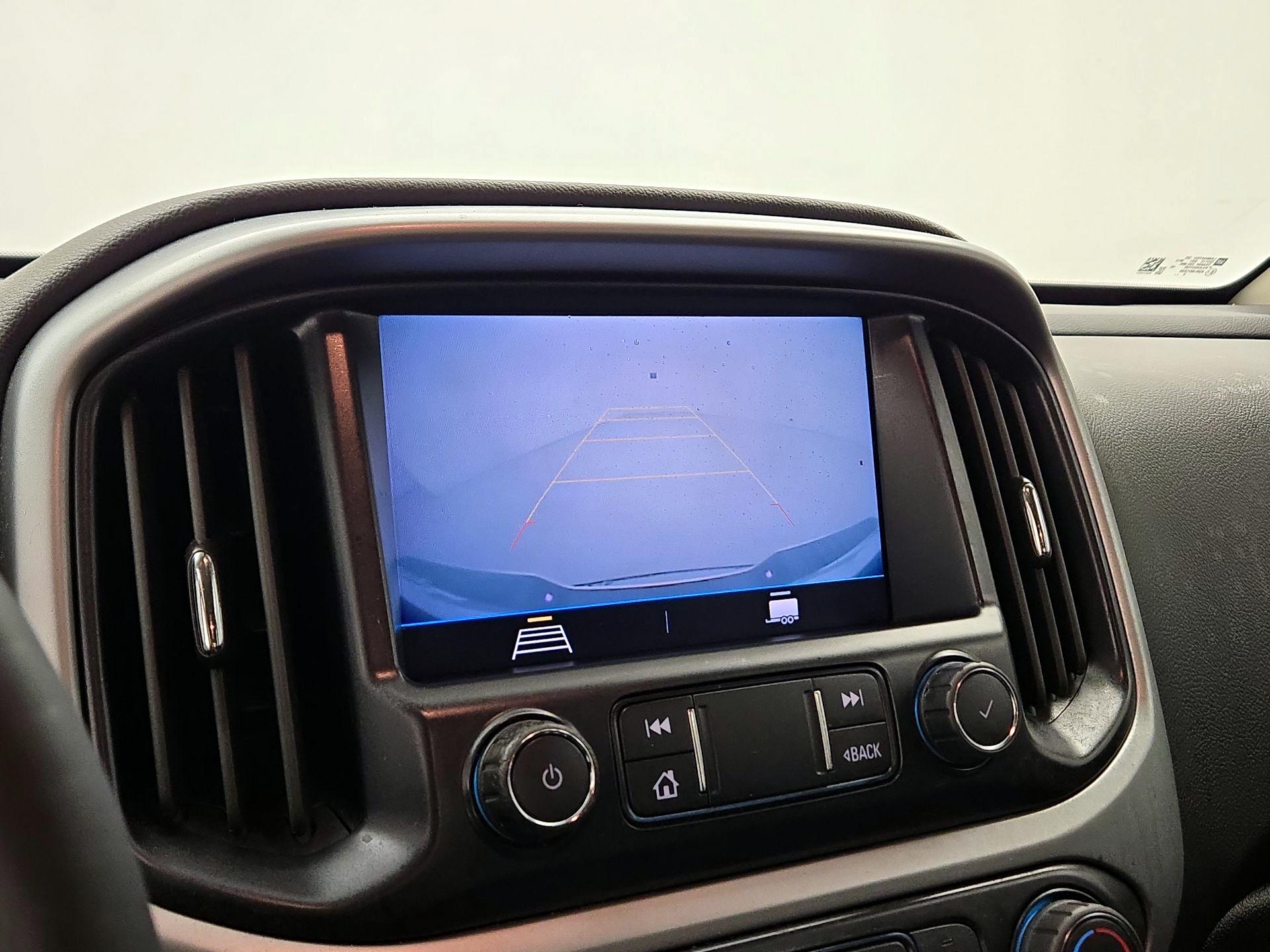 Thumbnail: 2022 Chevrolet Colorado - 14