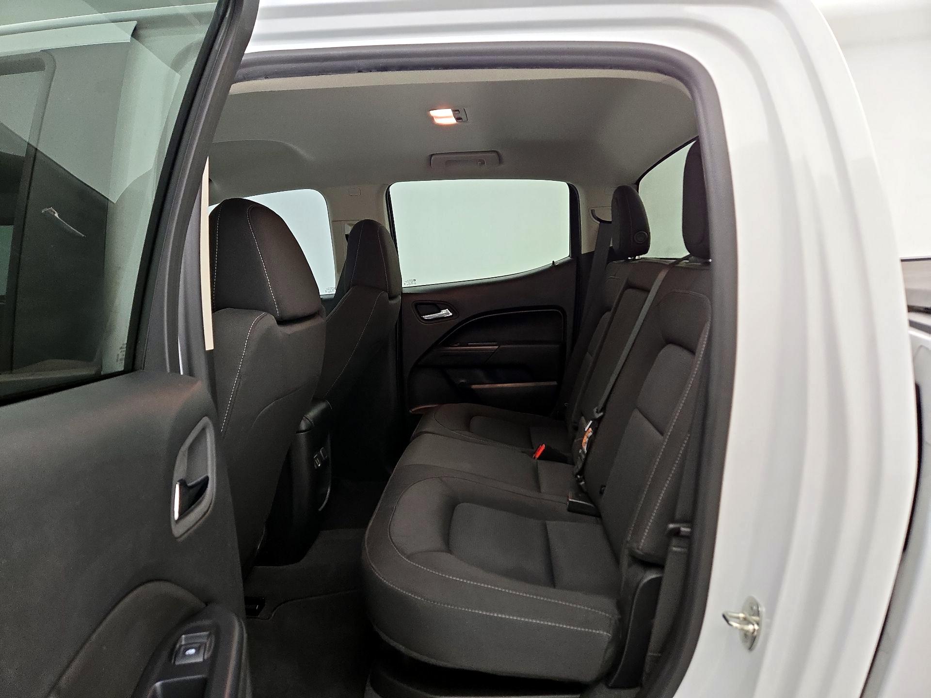 Thumbnail: 2022 Chevrolet Colorado - 19