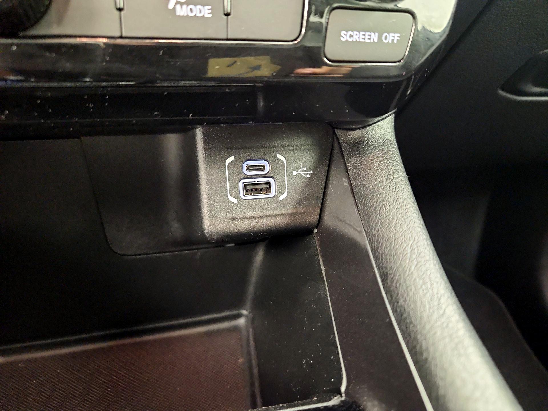 Thumbnail: 2022 Jeep Compass - 18