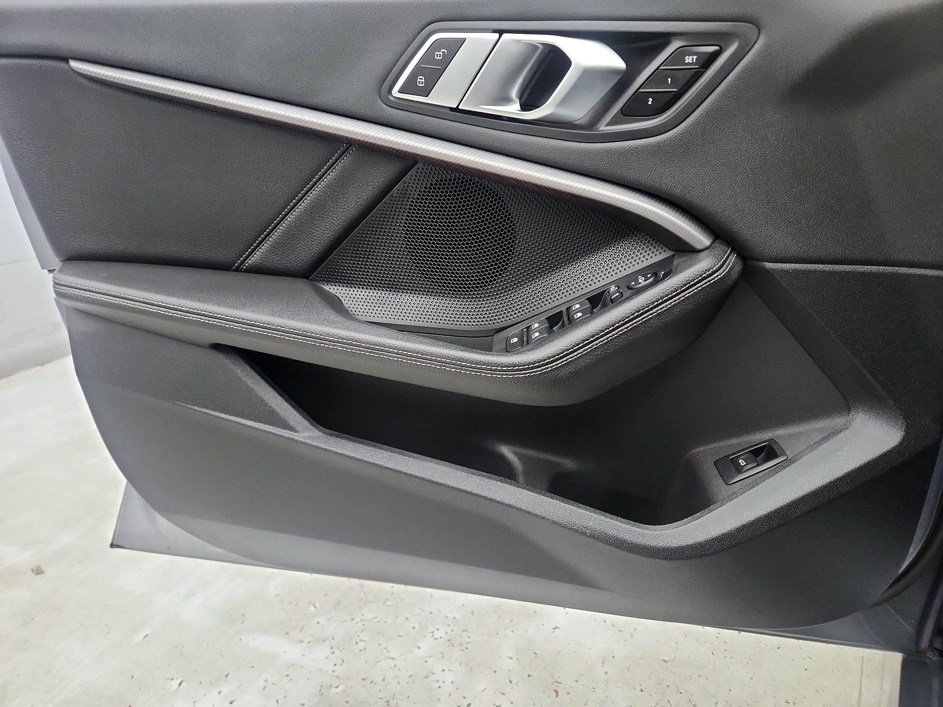 Thumbnail: 2023 BMW 2 Series - 12