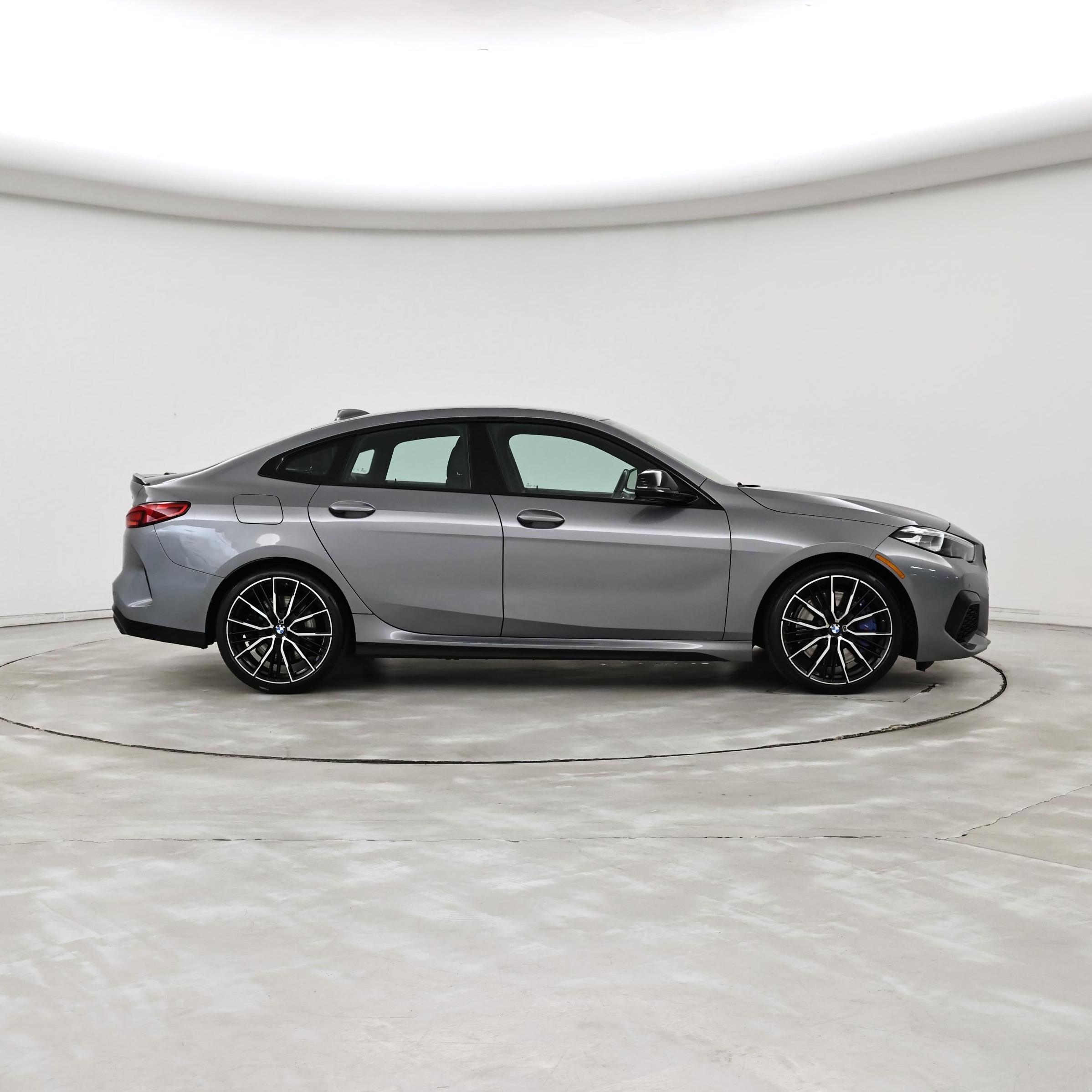 Thumbnail: 2023 BMW 2 Series - 7