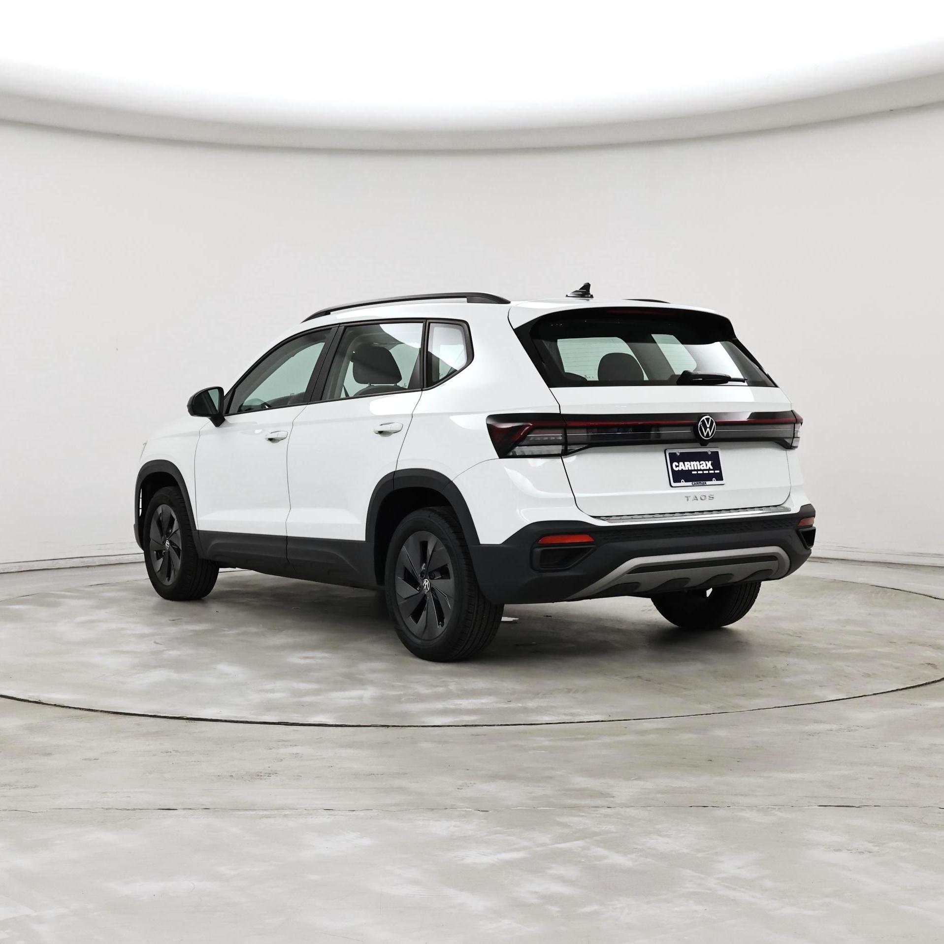 Thumbnail: 2025 Volkswagen Taos - 2