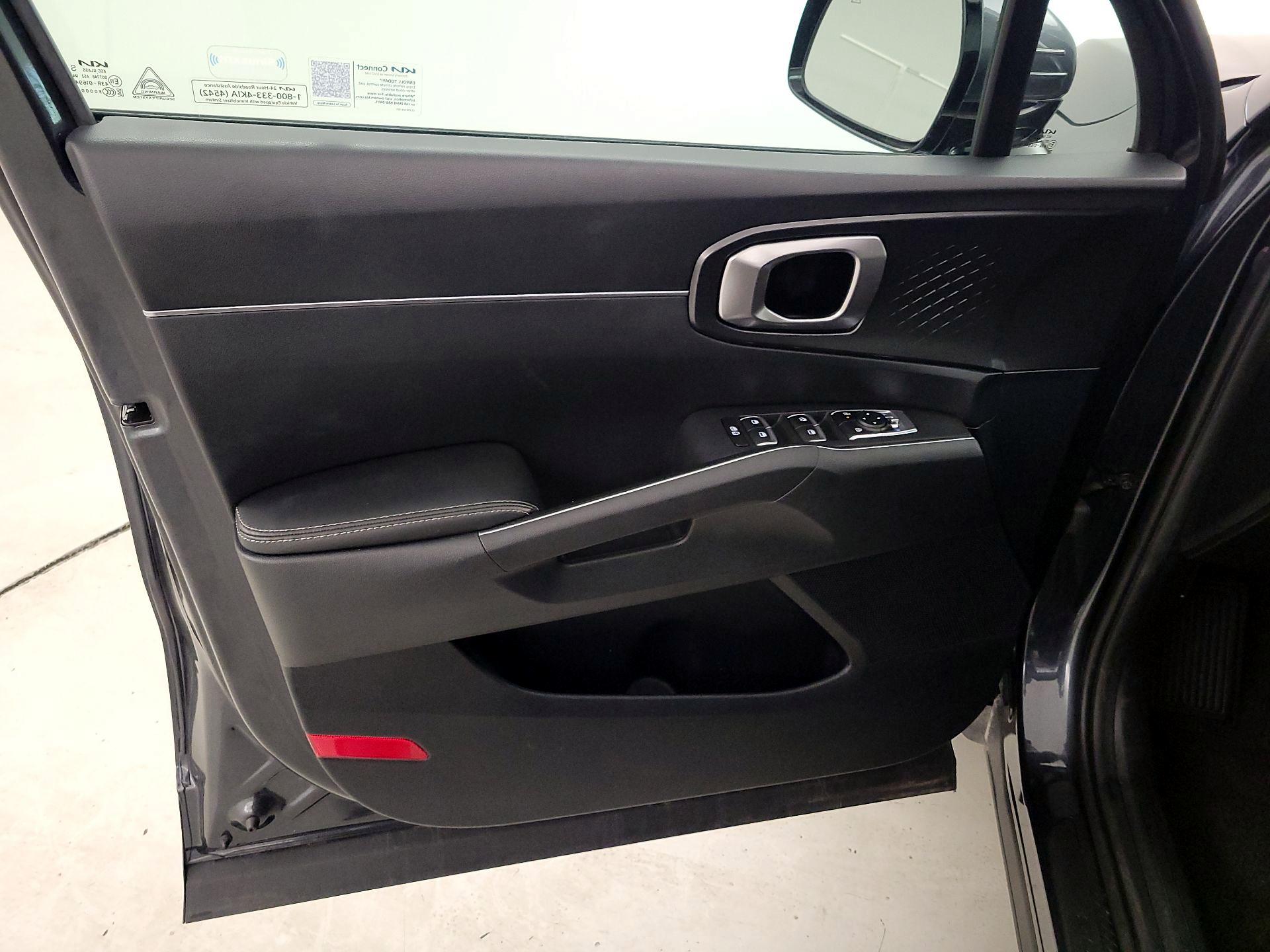 Thumbnail: 2024 Kia Sorento - 12