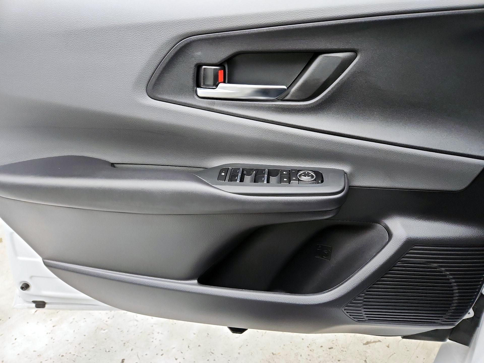 Thumbnail: 2025 Toyota Prius - 12