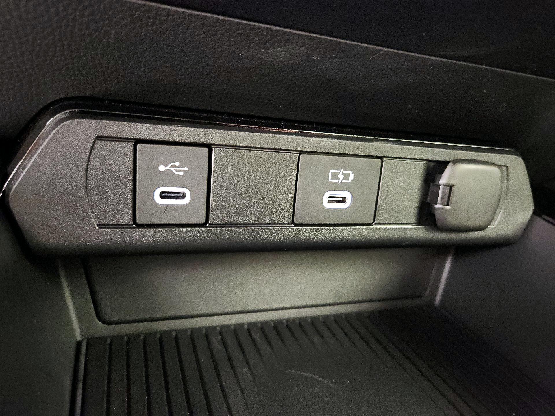 Thumbnail: 2025 Toyota Prius - 19