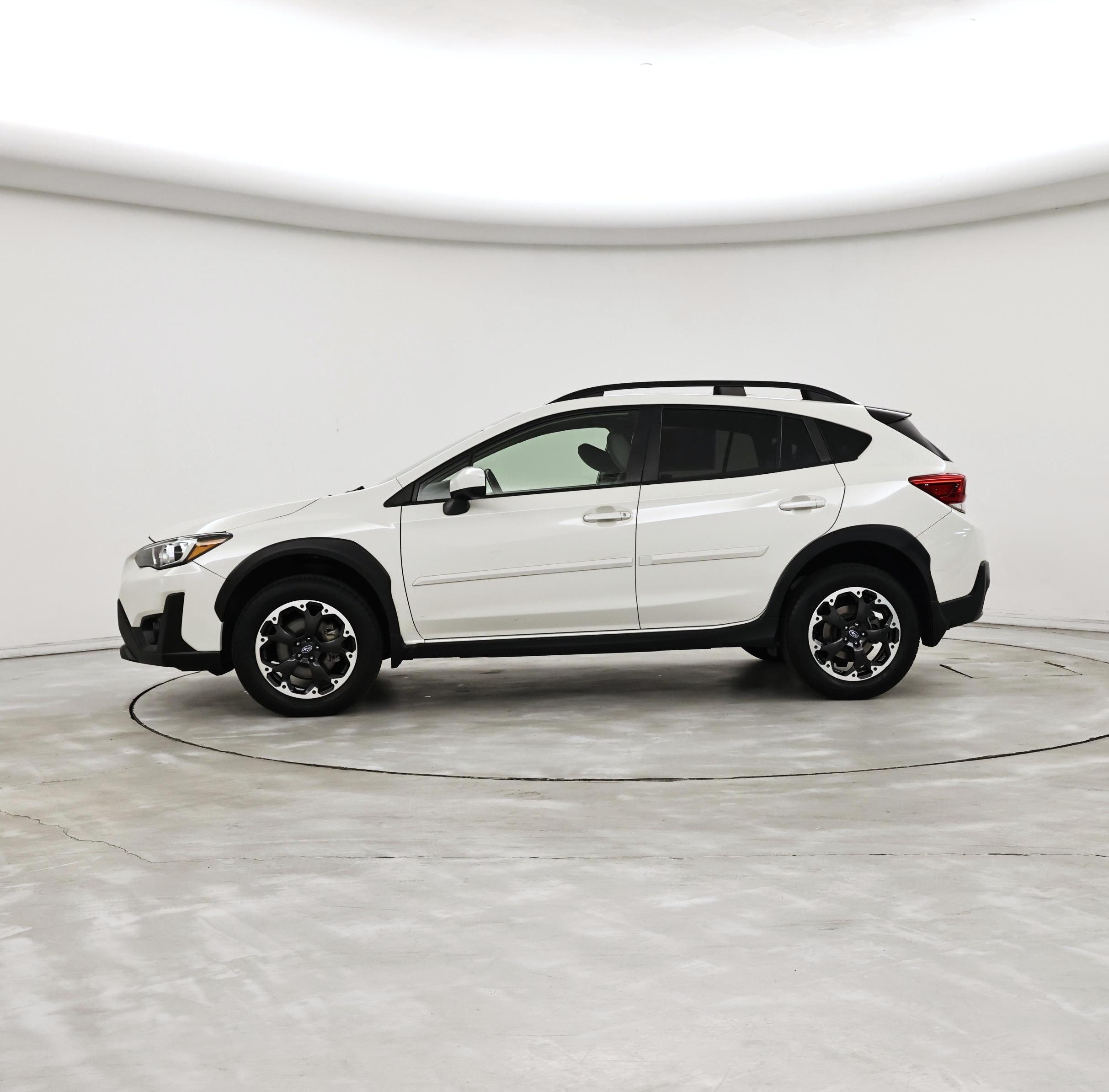 Thumbnail: 2021 Subaru Crosstrek - 3