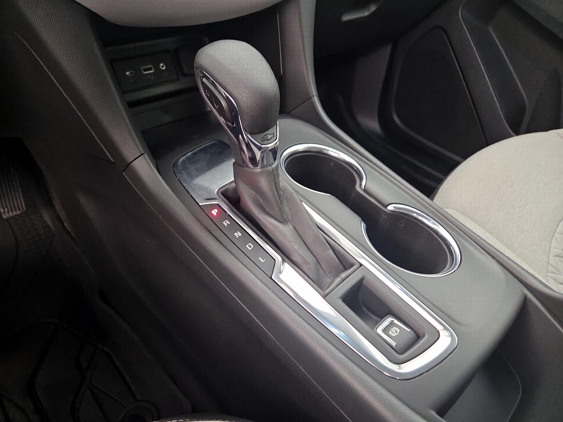 Thumbnail: 2023 Chevrolet Equinox - 17