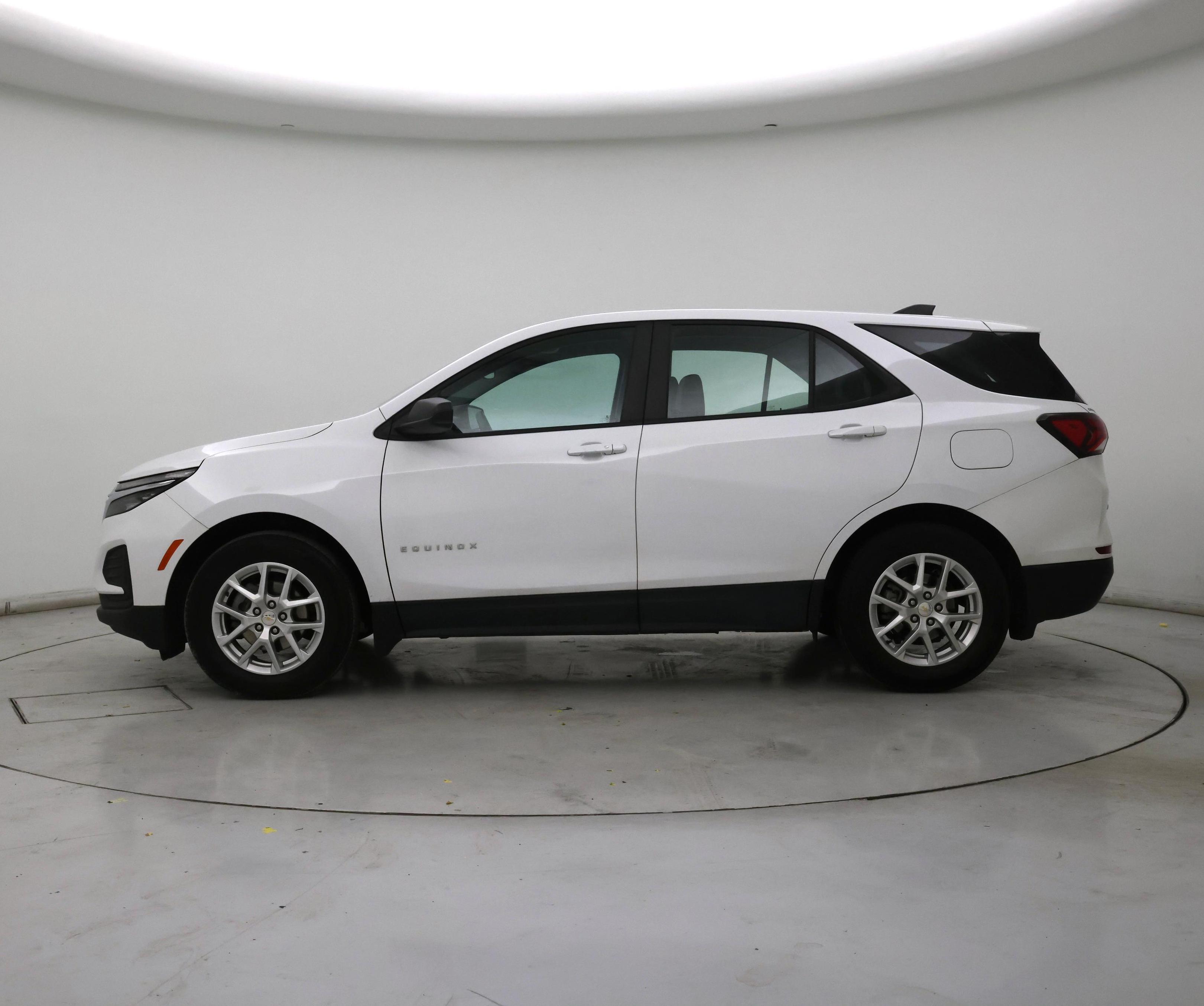 Thumbnail: 2023 Chevrolet Equinox - 3