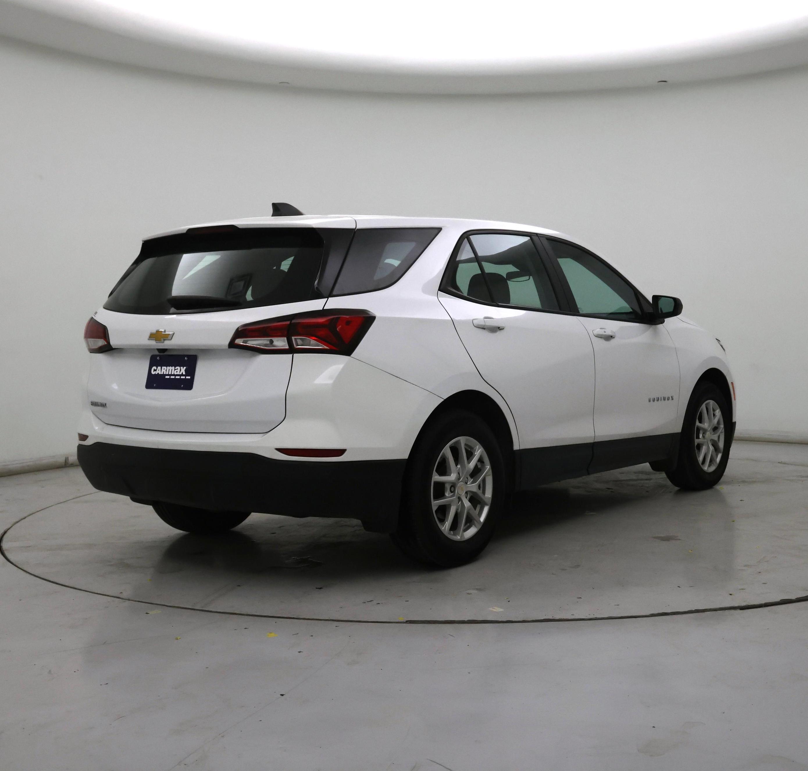 Thumbnail: 2023 Chevrolet Equinox - 8