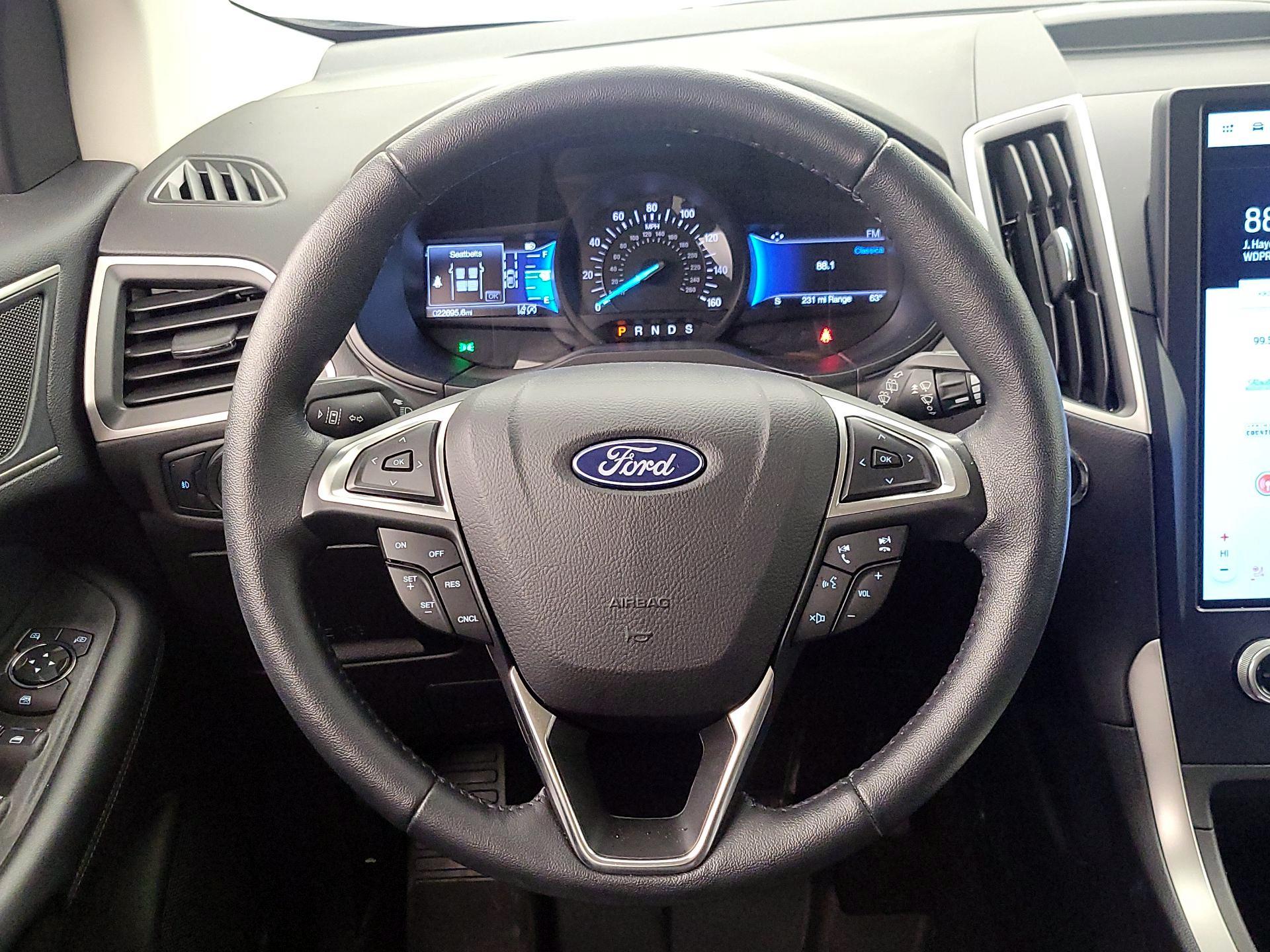 Thumbnail: 2022 Ford Edge - 10