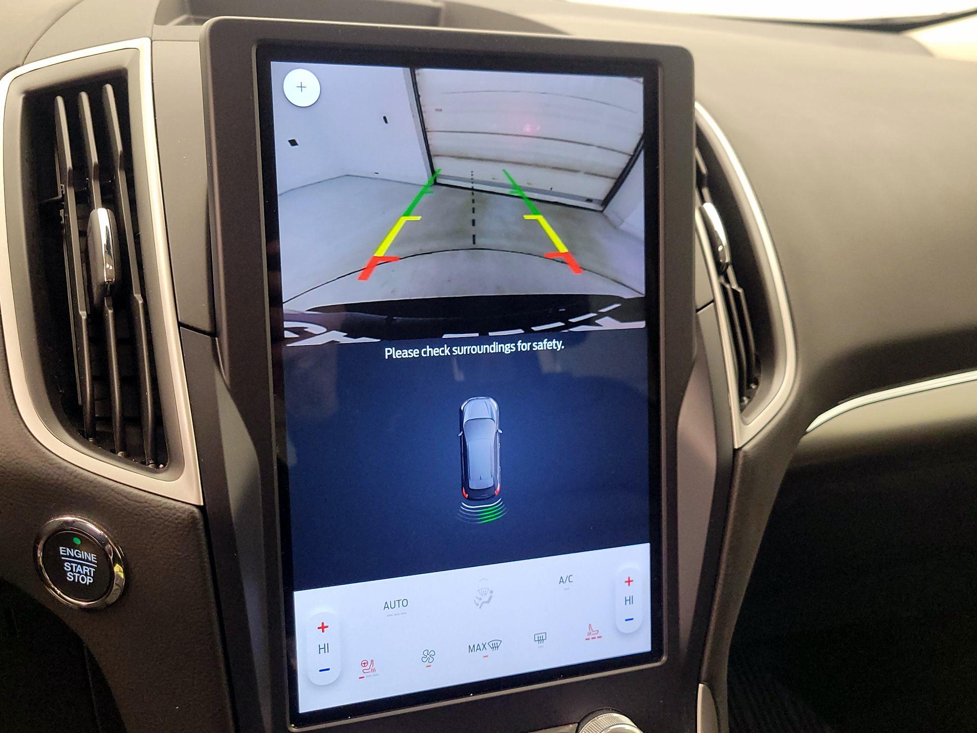 Thumbnail: 2022 Ford Edge - 14