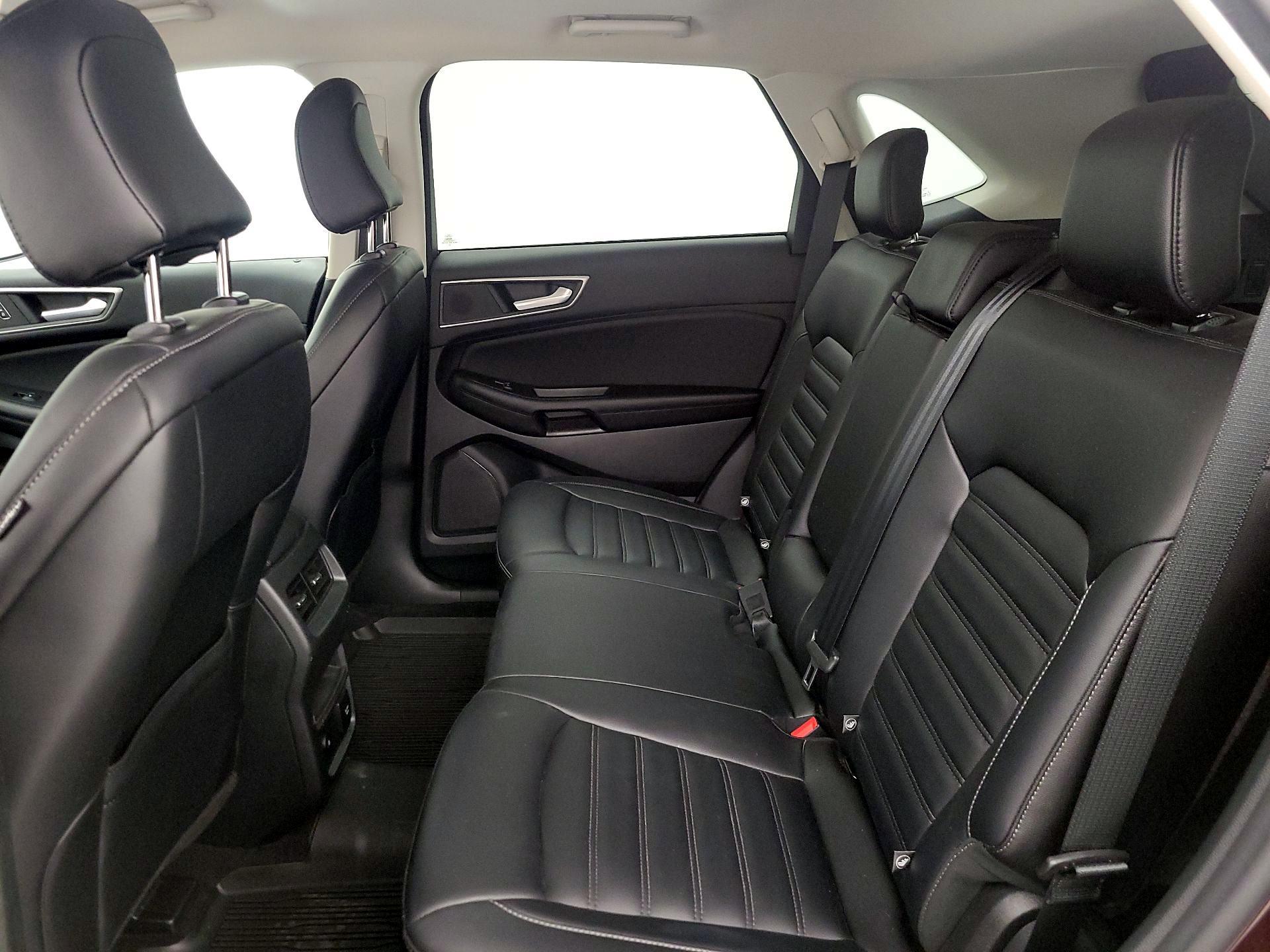 Thumbnail: 2022 Ford Edge - 19