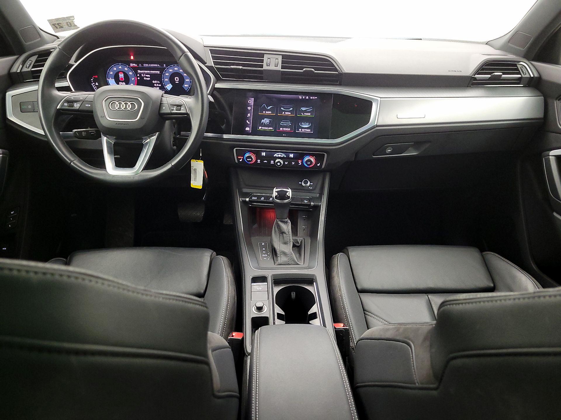 Thumbnail: 2022 Audi Q3 - 9