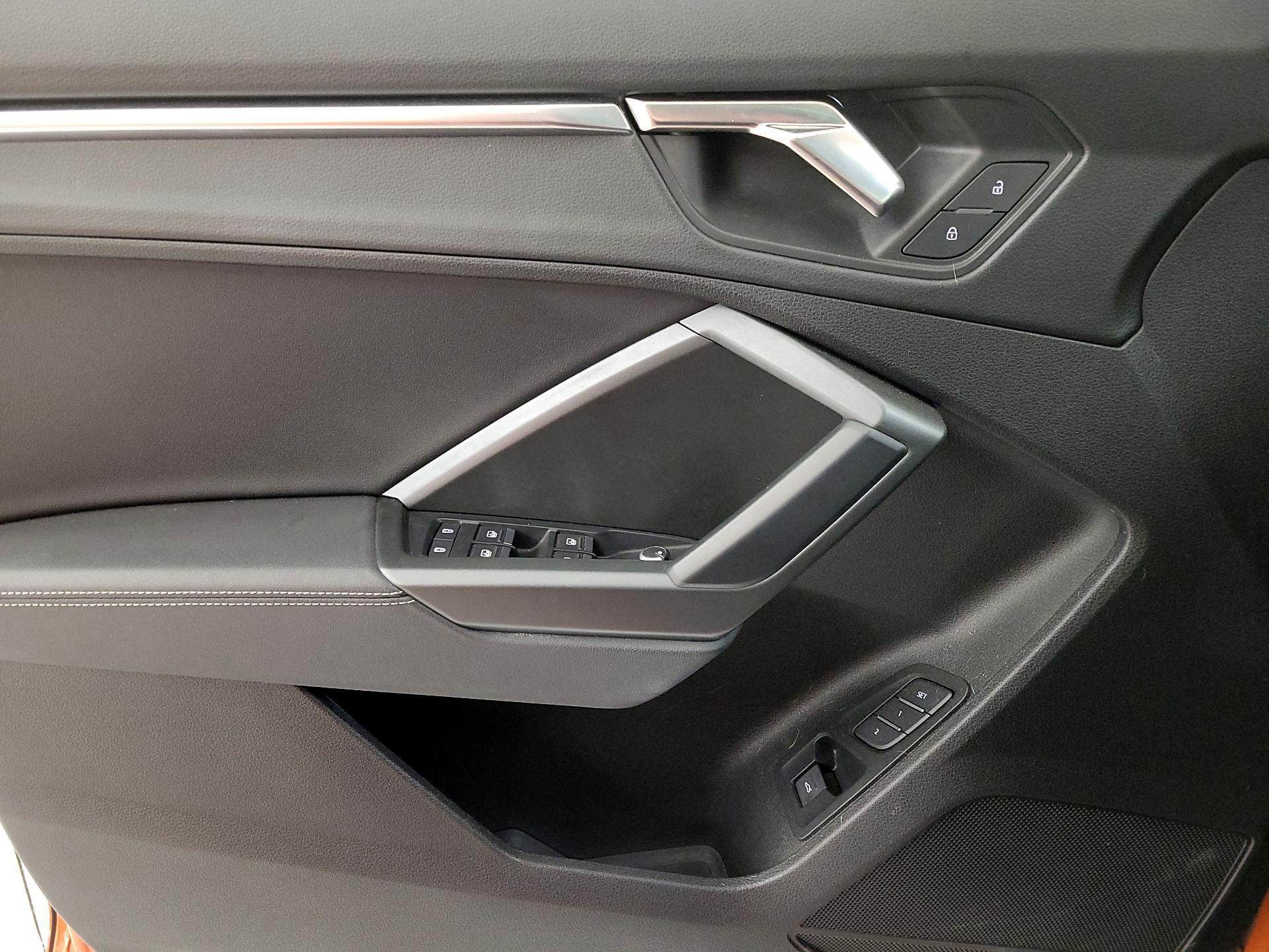 Thumbnail: 2022 Audi Q3 - 12