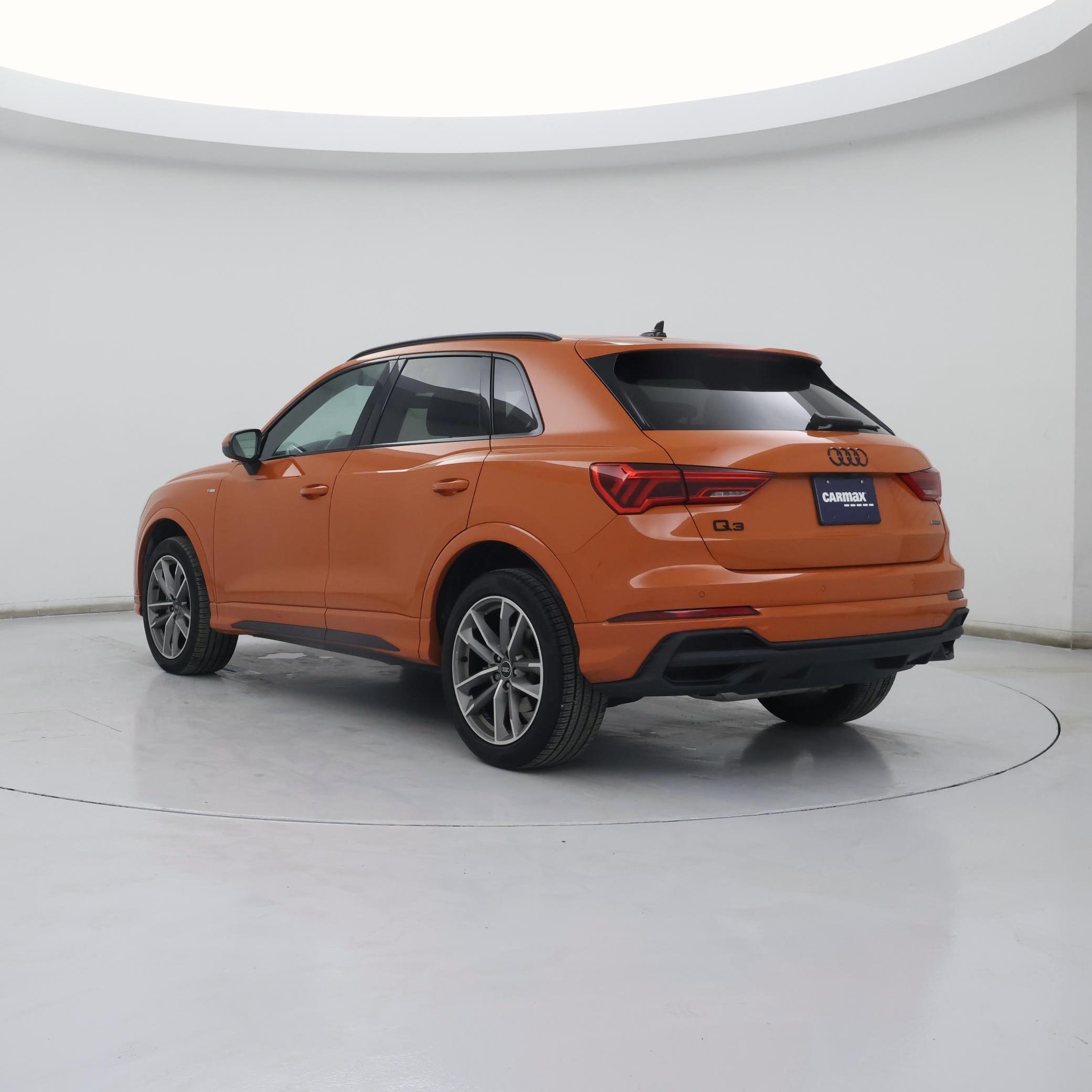 Thumbnail: 2022 Audi Q3 - 2