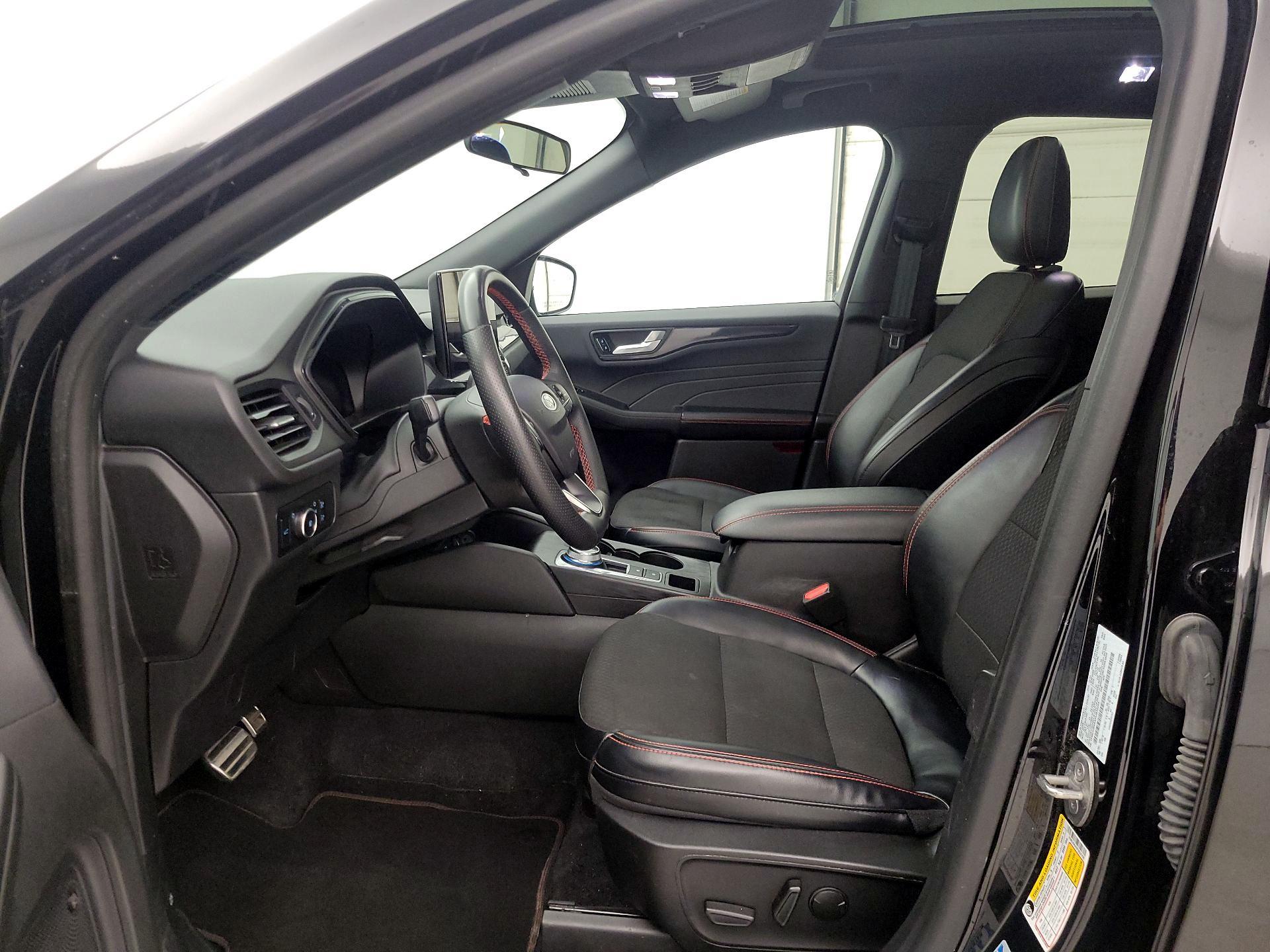 Thumbnail: 2023 Ford Escape - 11