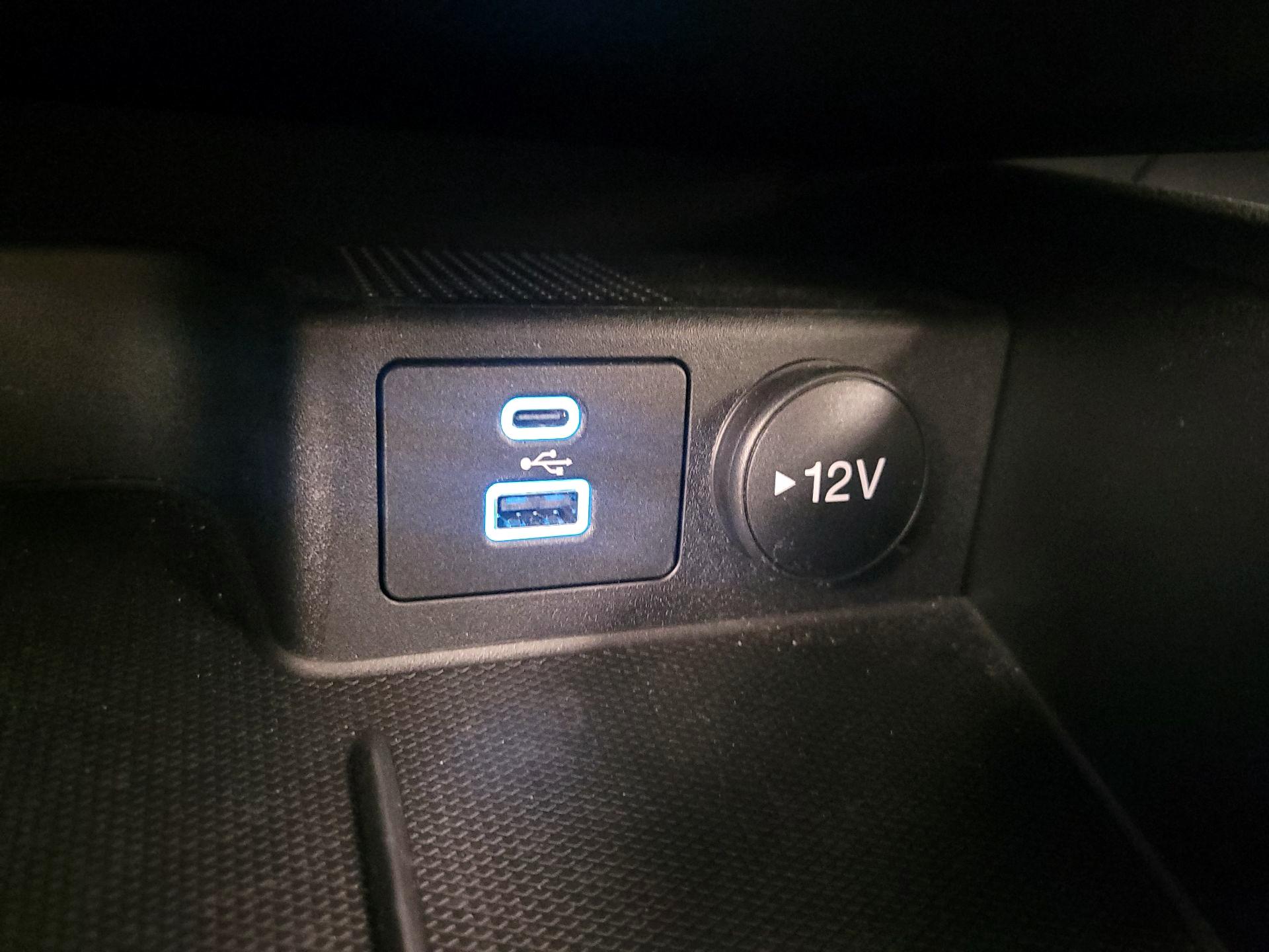 Thumbnail: 2022 Ford Escape - 18