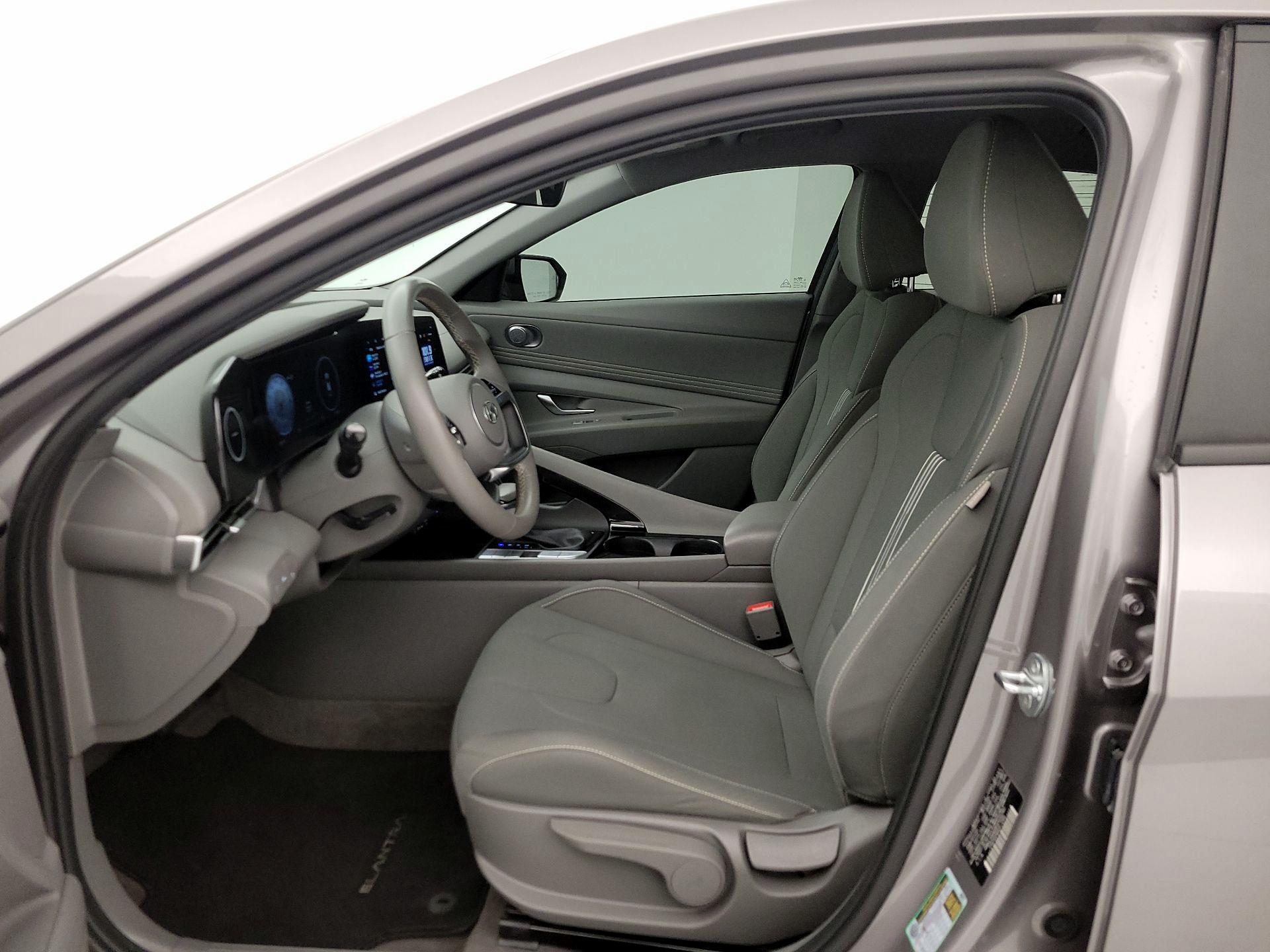 Thumbnail: 2023 Hyundai Elantra - 11