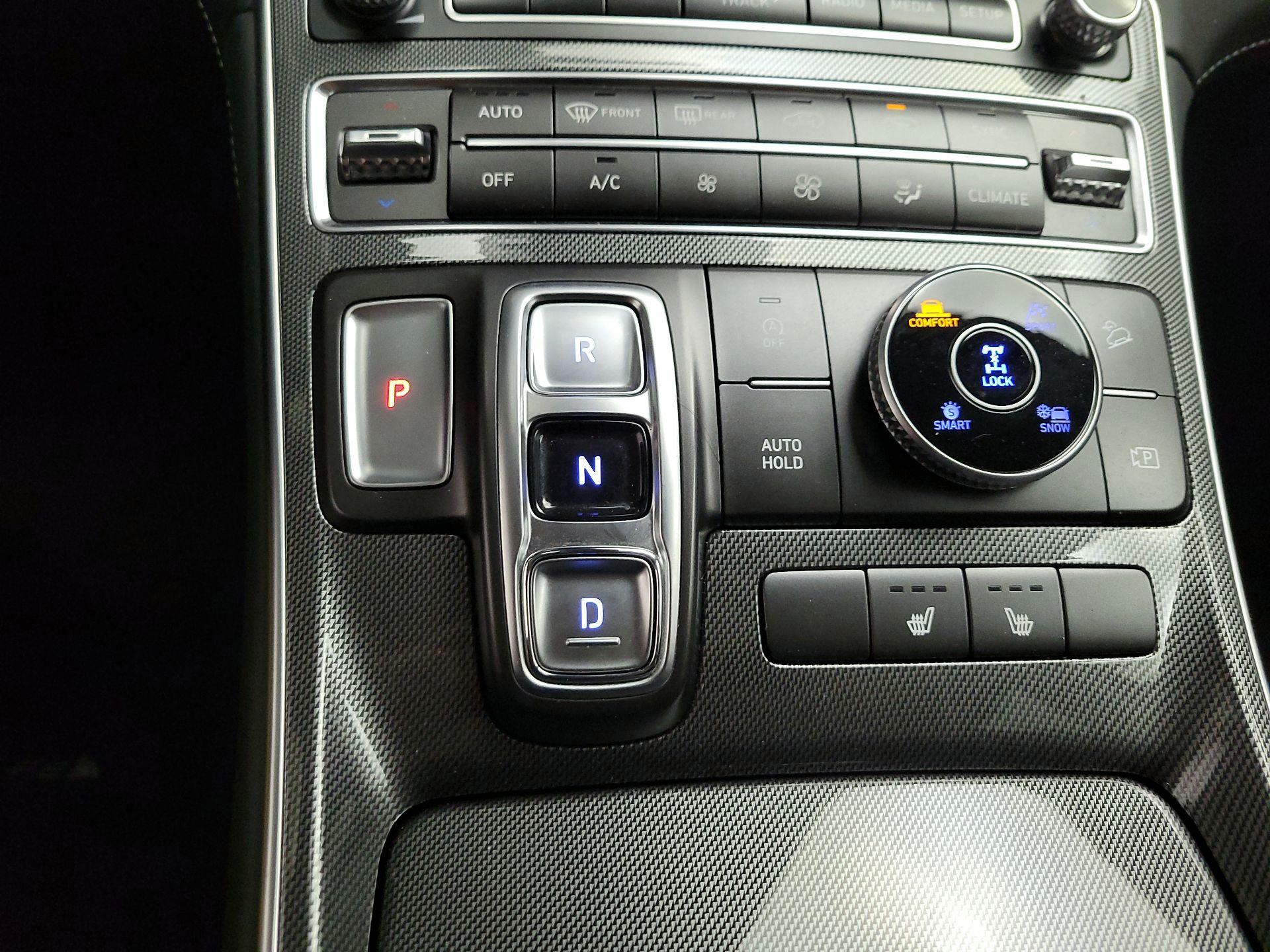 Thumbnail: 2023 Hyundai Santa Fe - 17