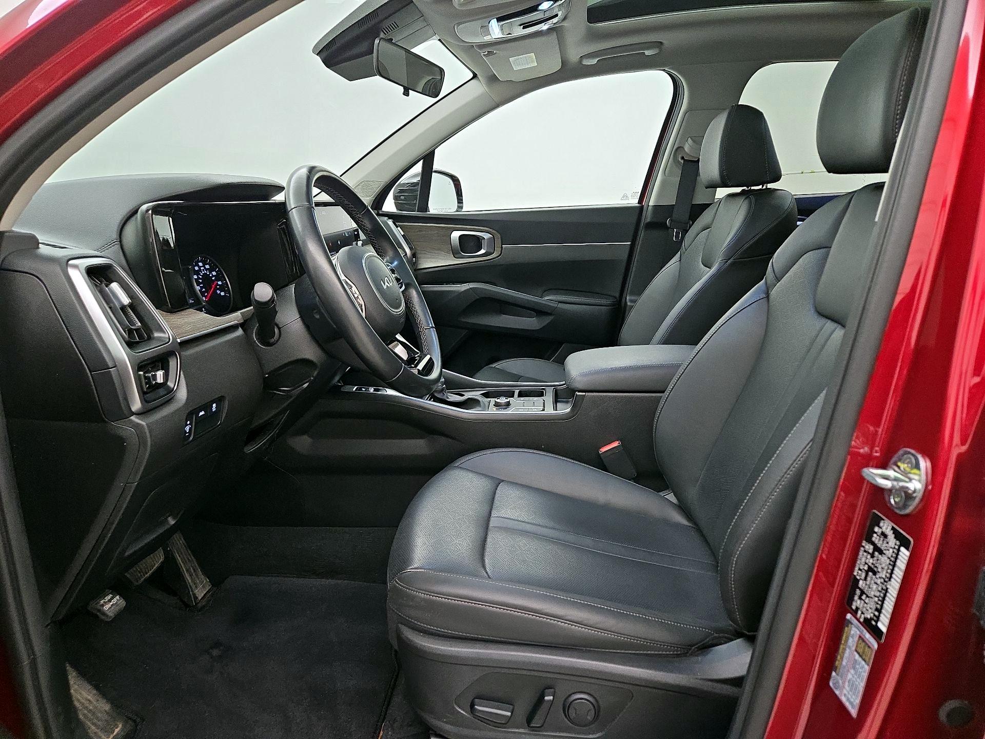 Thumbnail: 2022 Kia Sorento - 11