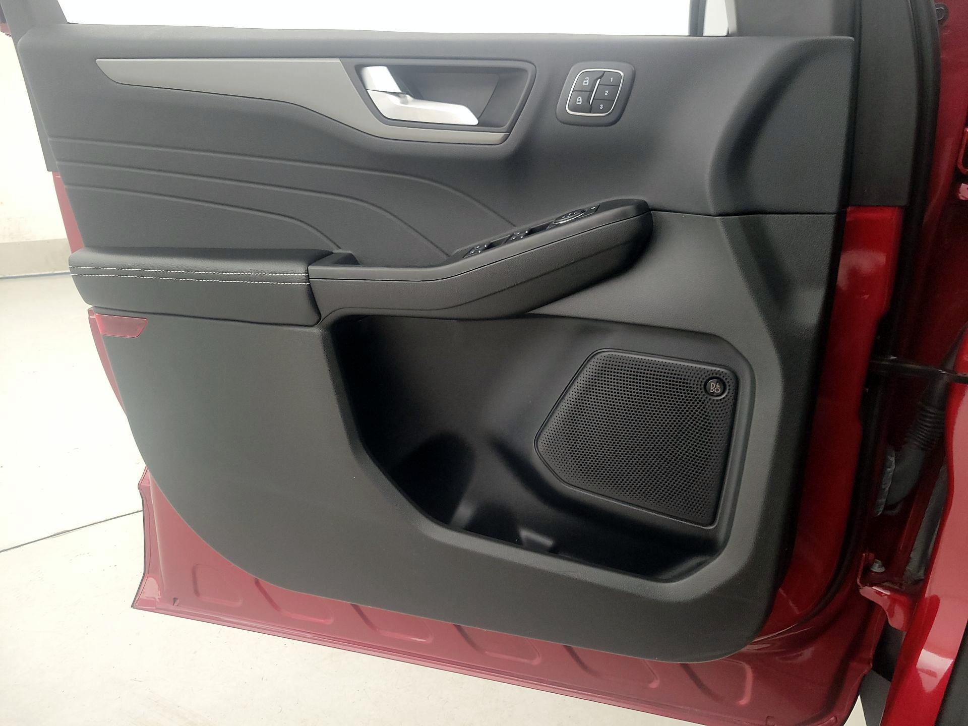 Thumbnail: 2023 Ford Escape - 12