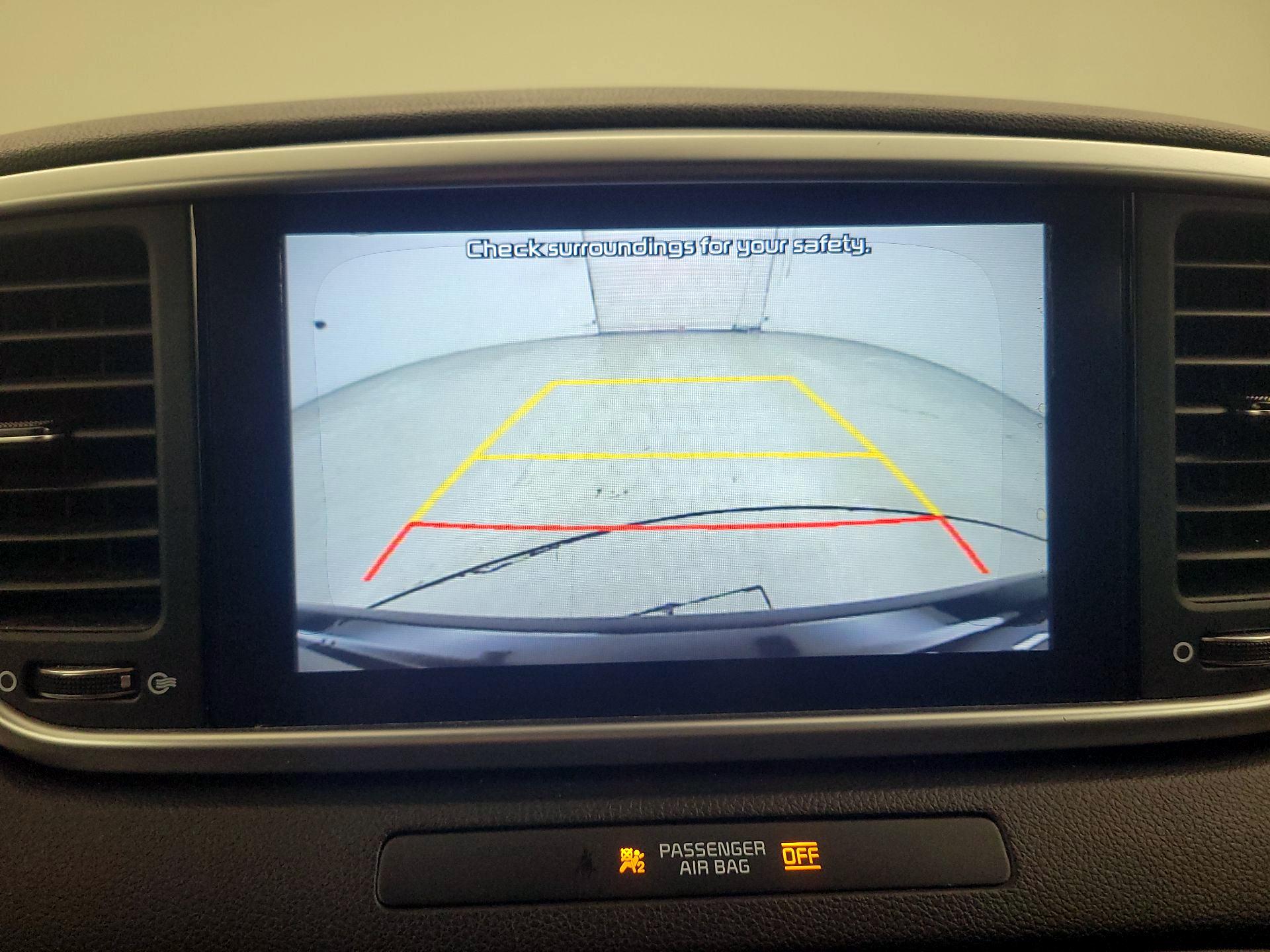 Thumbnail: 2020 Kia Sportage - 14