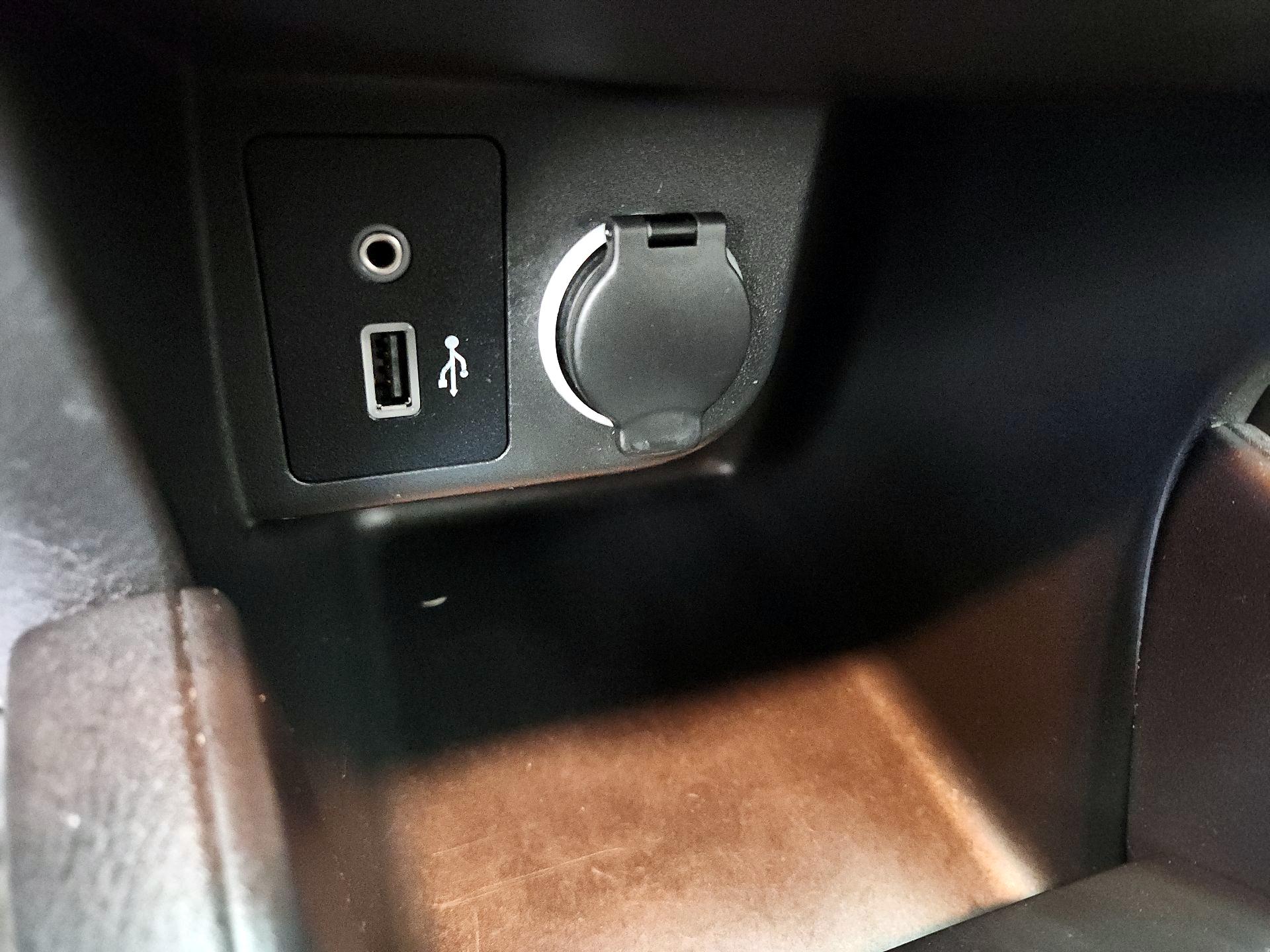 Thumbnail: 2023 Nissan Kicks - 18