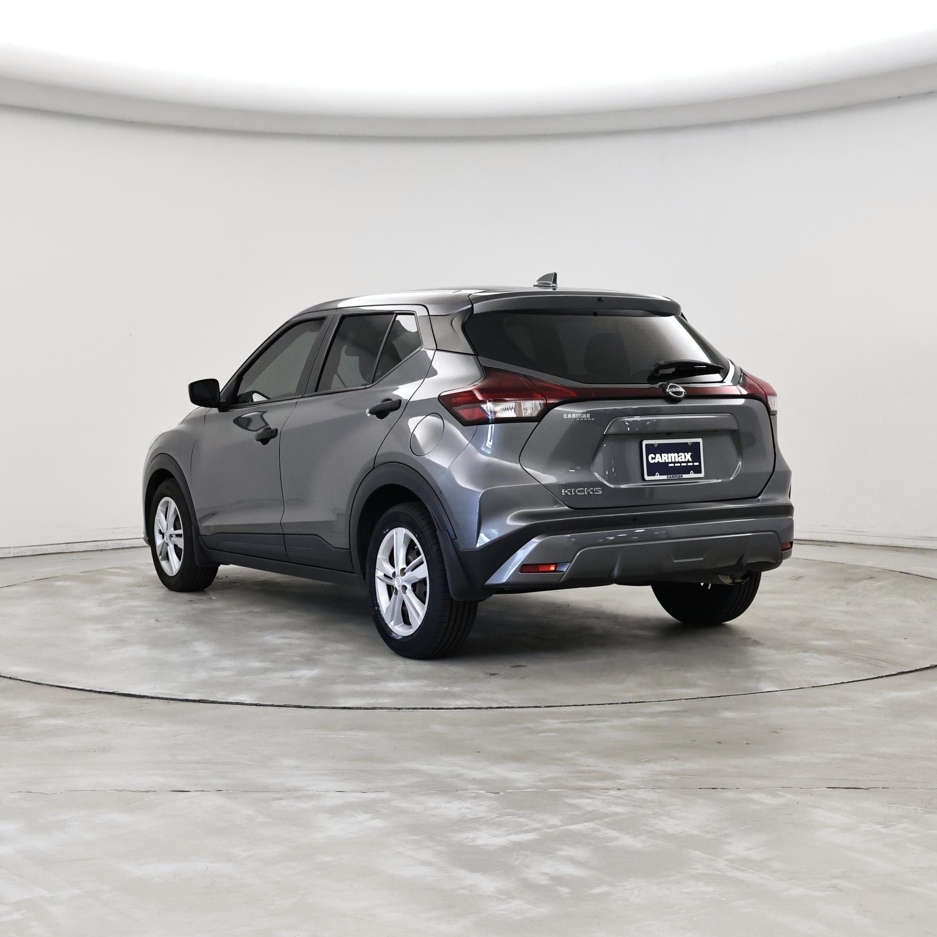 Thumbnail: 2023 Nissan Kicks - 2