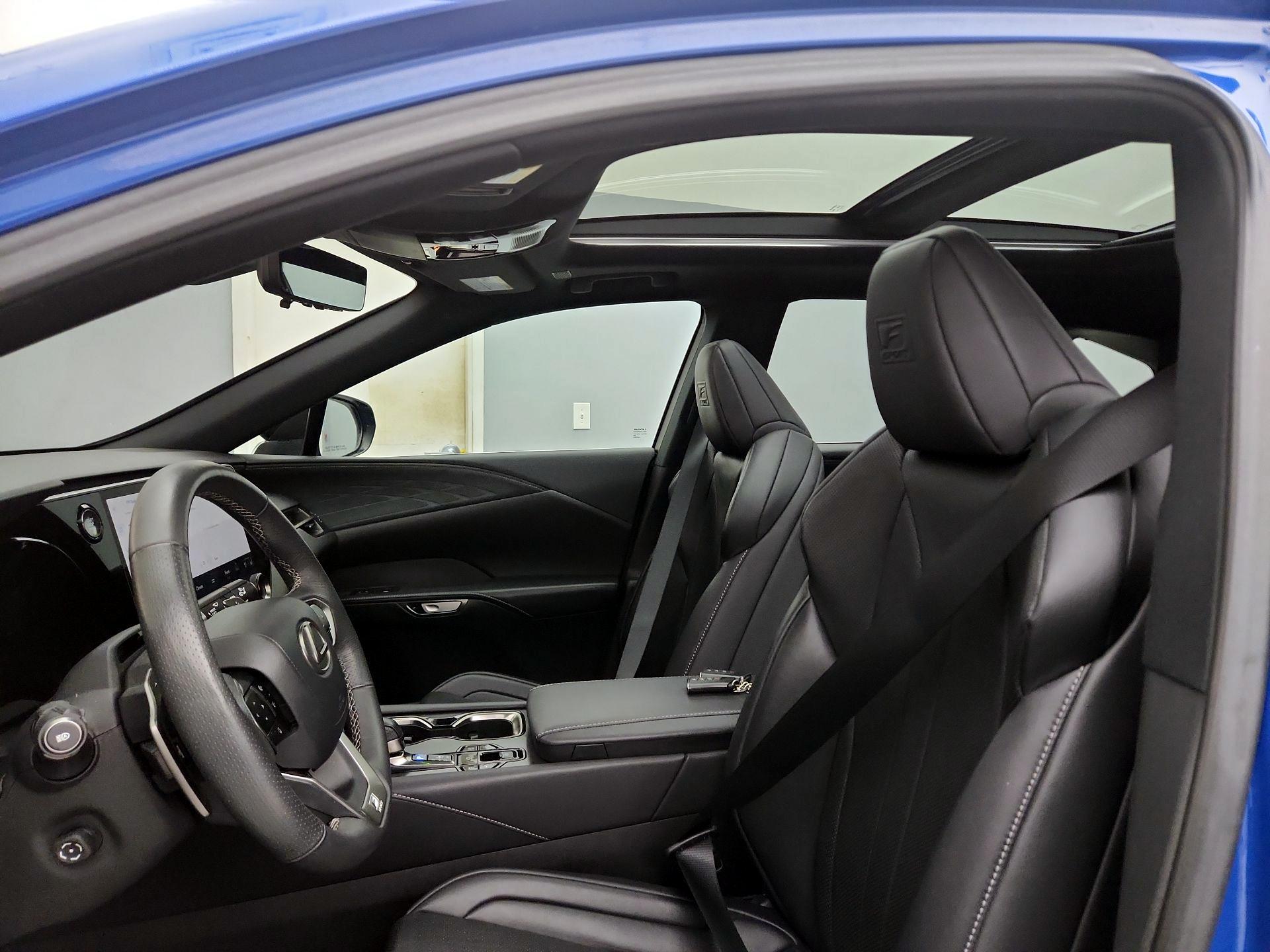 Thumbnail: 2023 Lexus RX - 20