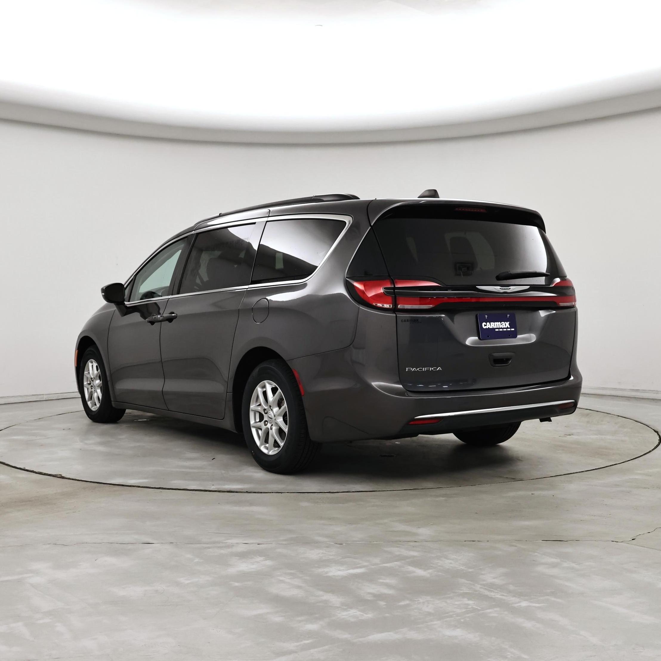 Thumbnail: 2022 Chrysler Pacifica - 2