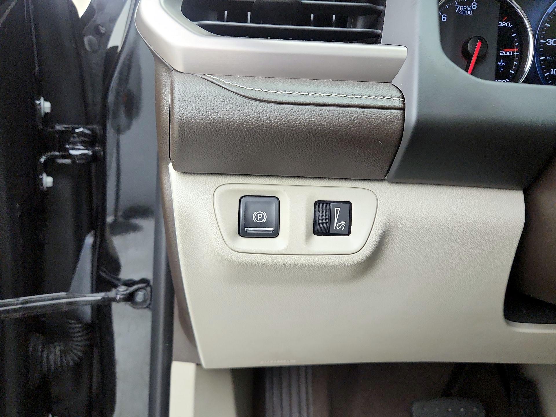 Thumbnail: 2017 GMC Acadia - 13