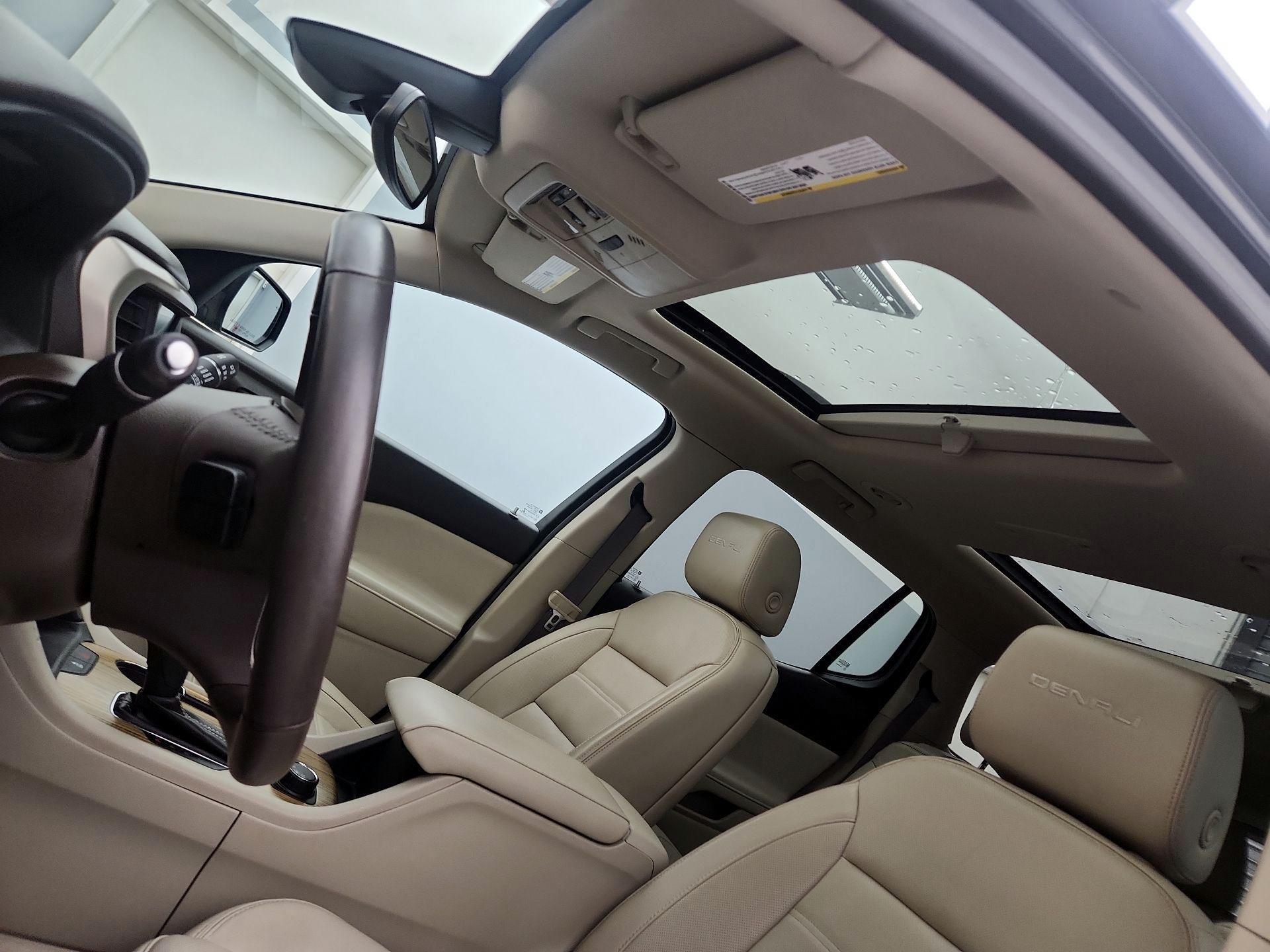 Thumbnail: 2017 GMC Acadia - 20