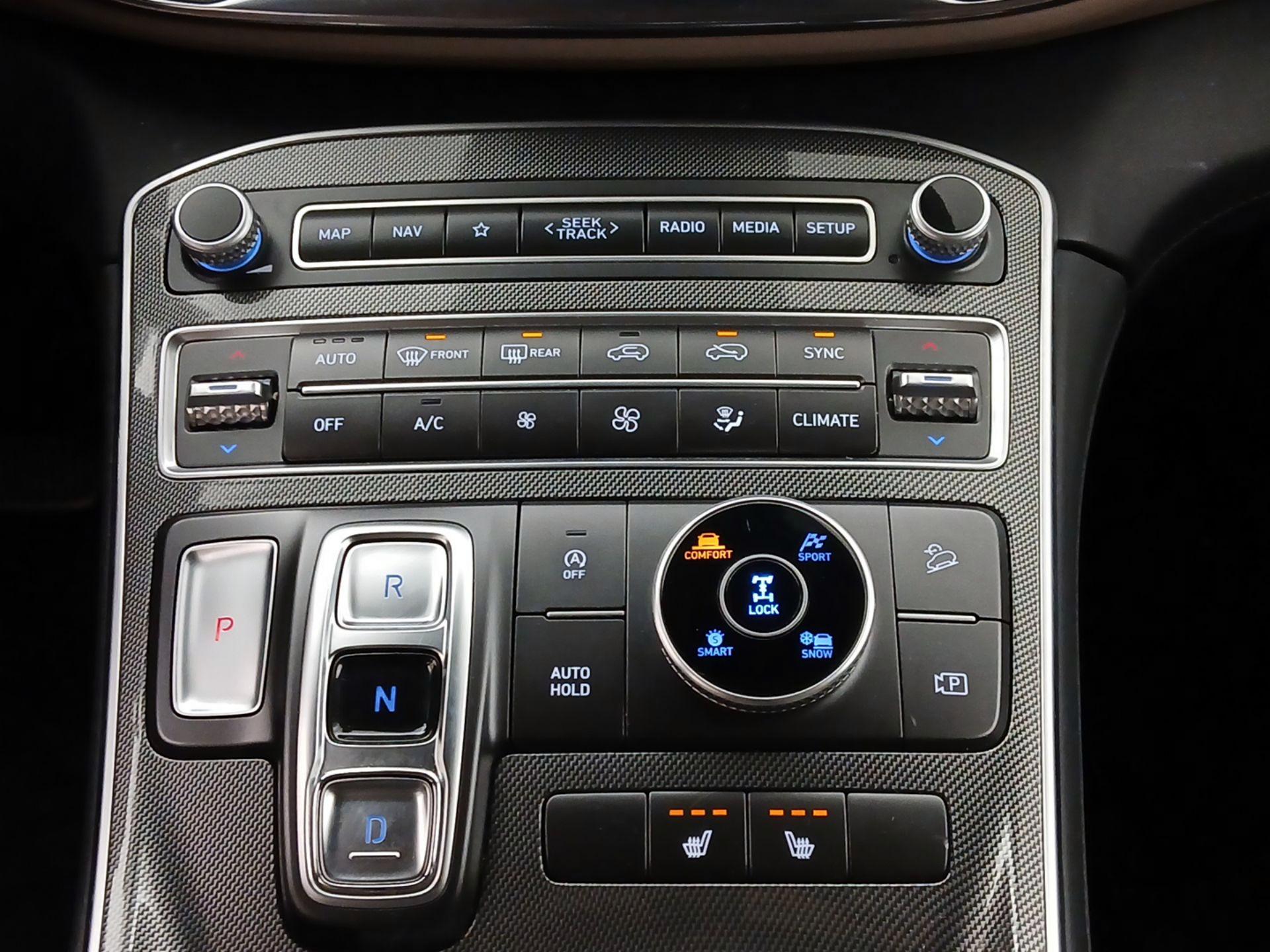 Thumbnail: 2023 Hyundai Santa Fe - 17