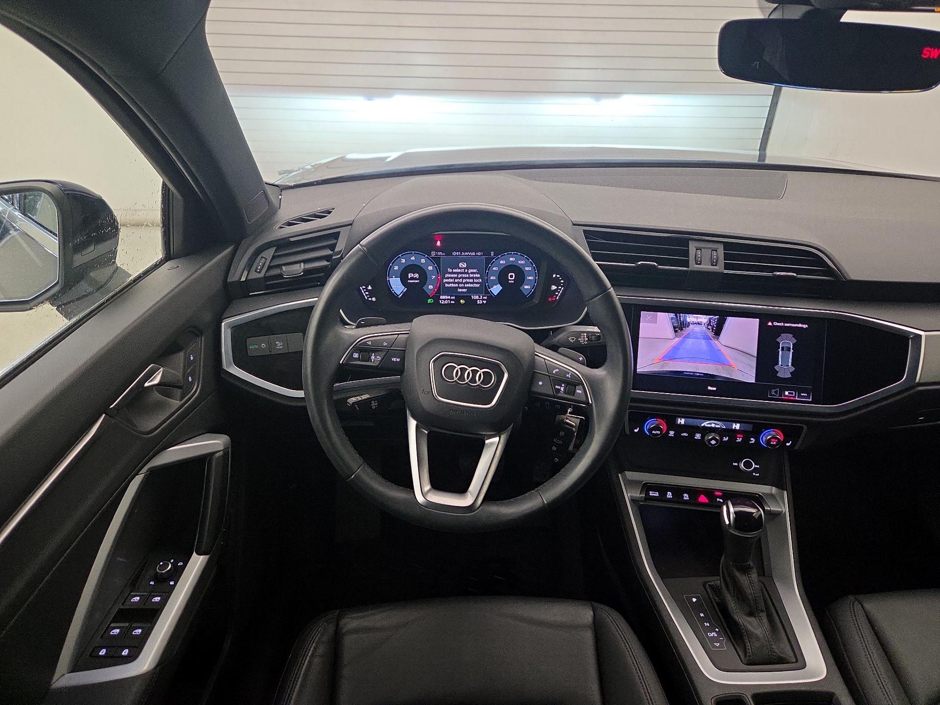 Thumbnail: 2023 Audi Q3 - 10