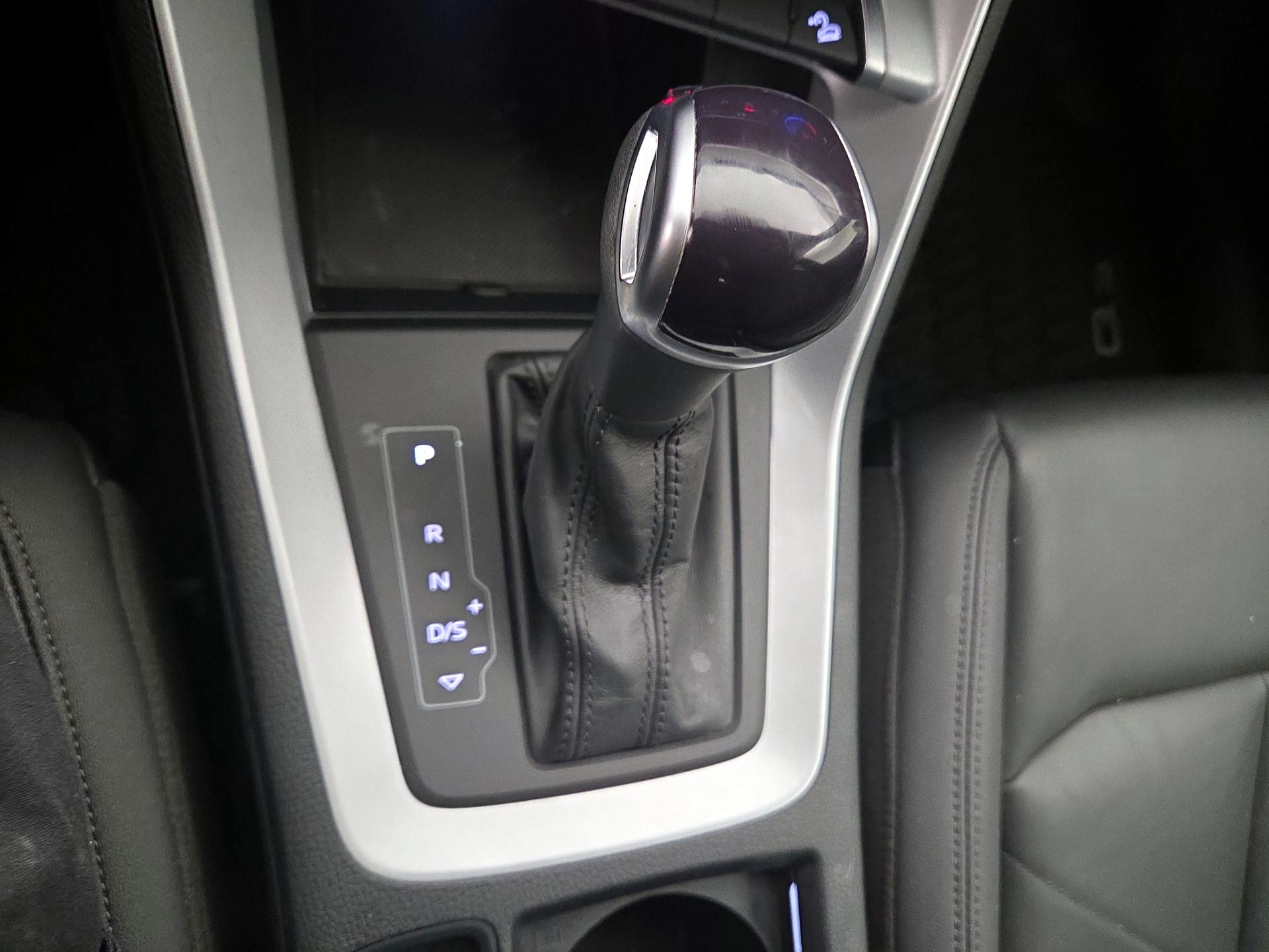 Thumbnail: 2023 Audi Q3 - 16