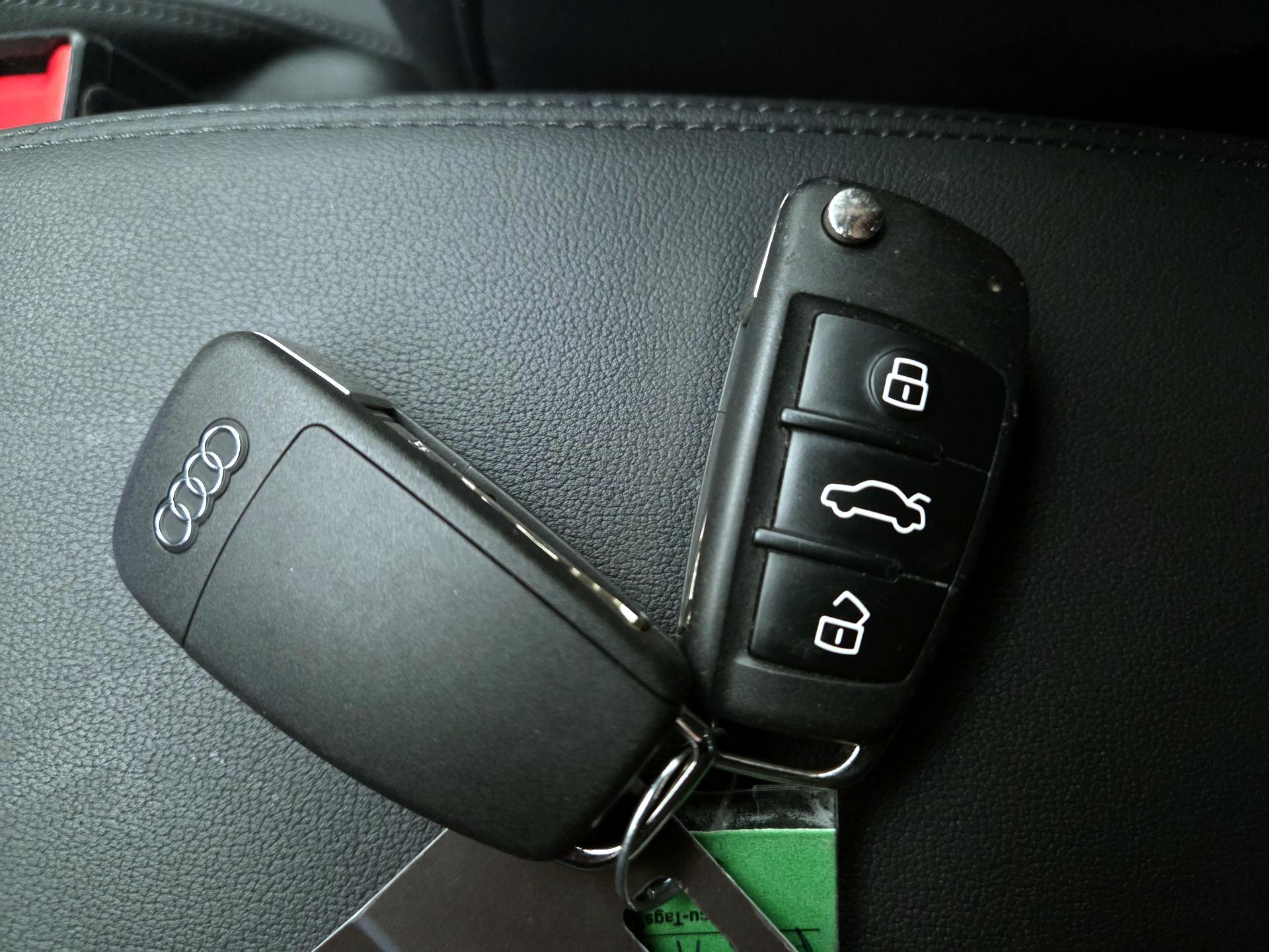 Thumbnail: 2023 Audi Q3 - 20